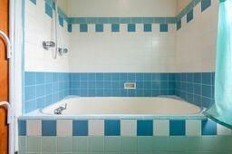 4708 W Hurley Ave, Visalia, CA 93291