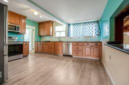 4708 W Hurley Ave, Visalia, CA 93291