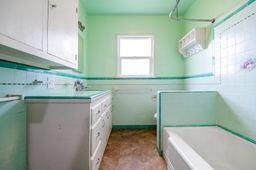 4708 W Hurley Ave, Visalia, CA 93291