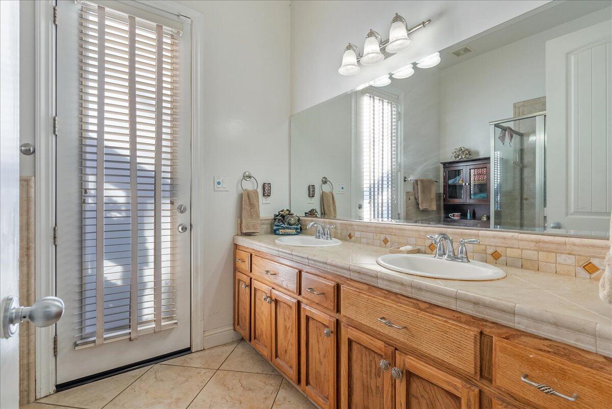 16360 Goat Ranch Rd, Springville, CA 93265