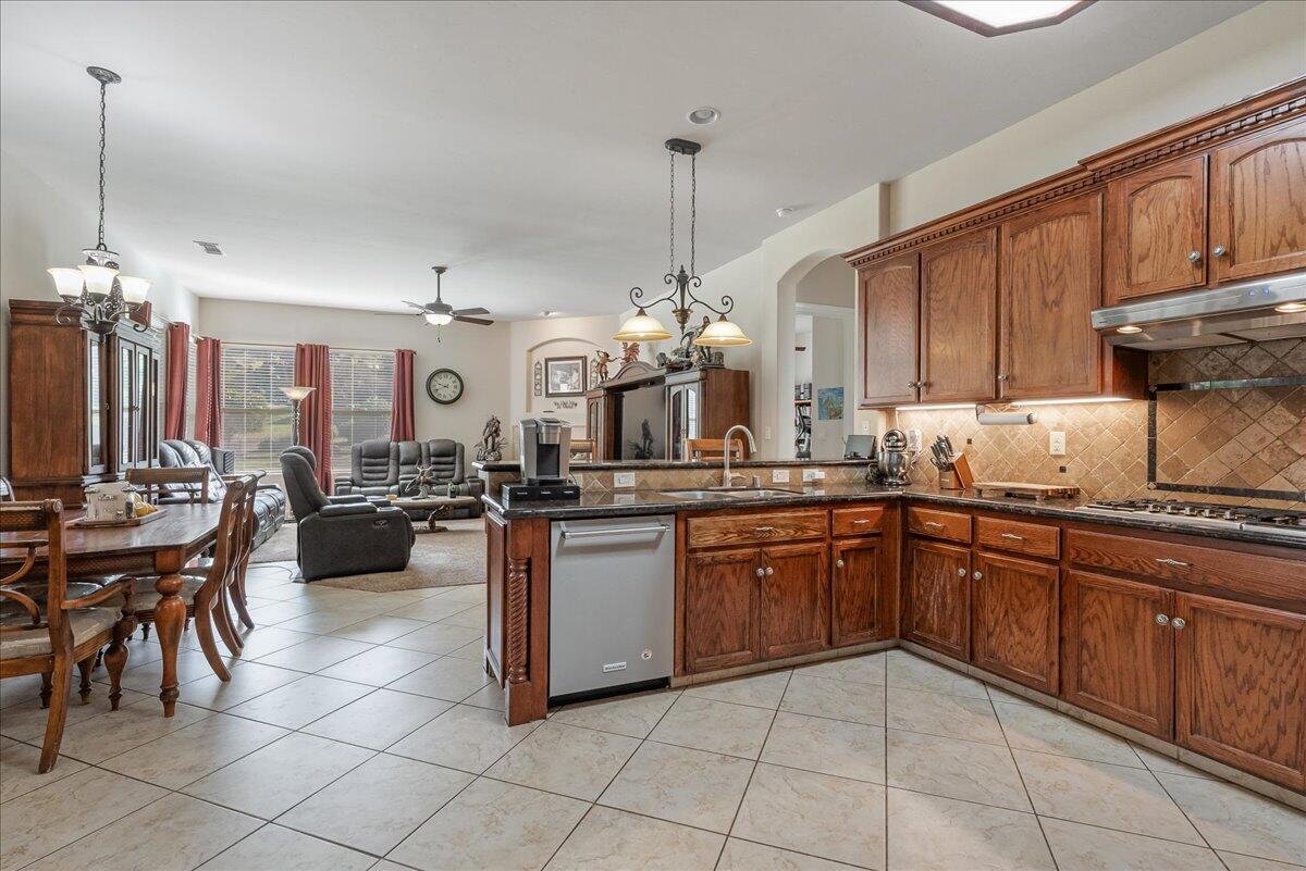 16360 Goat Ranch Rd, Springville, CA 93265