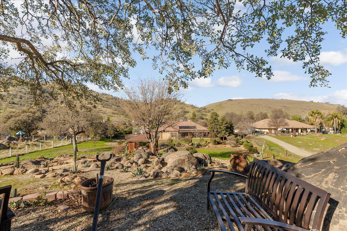 16360 Goat Ranch Rd, Springville, CA 93265