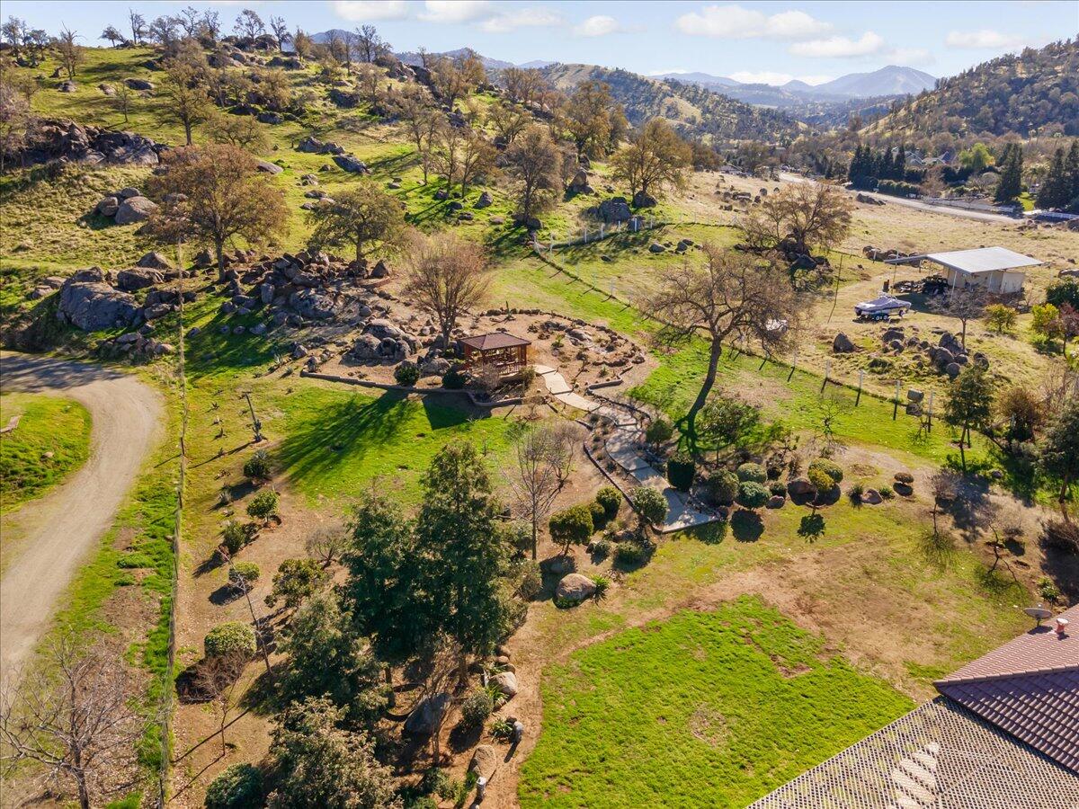 16360 Goat Ranch Rd, Springville, CA 93265