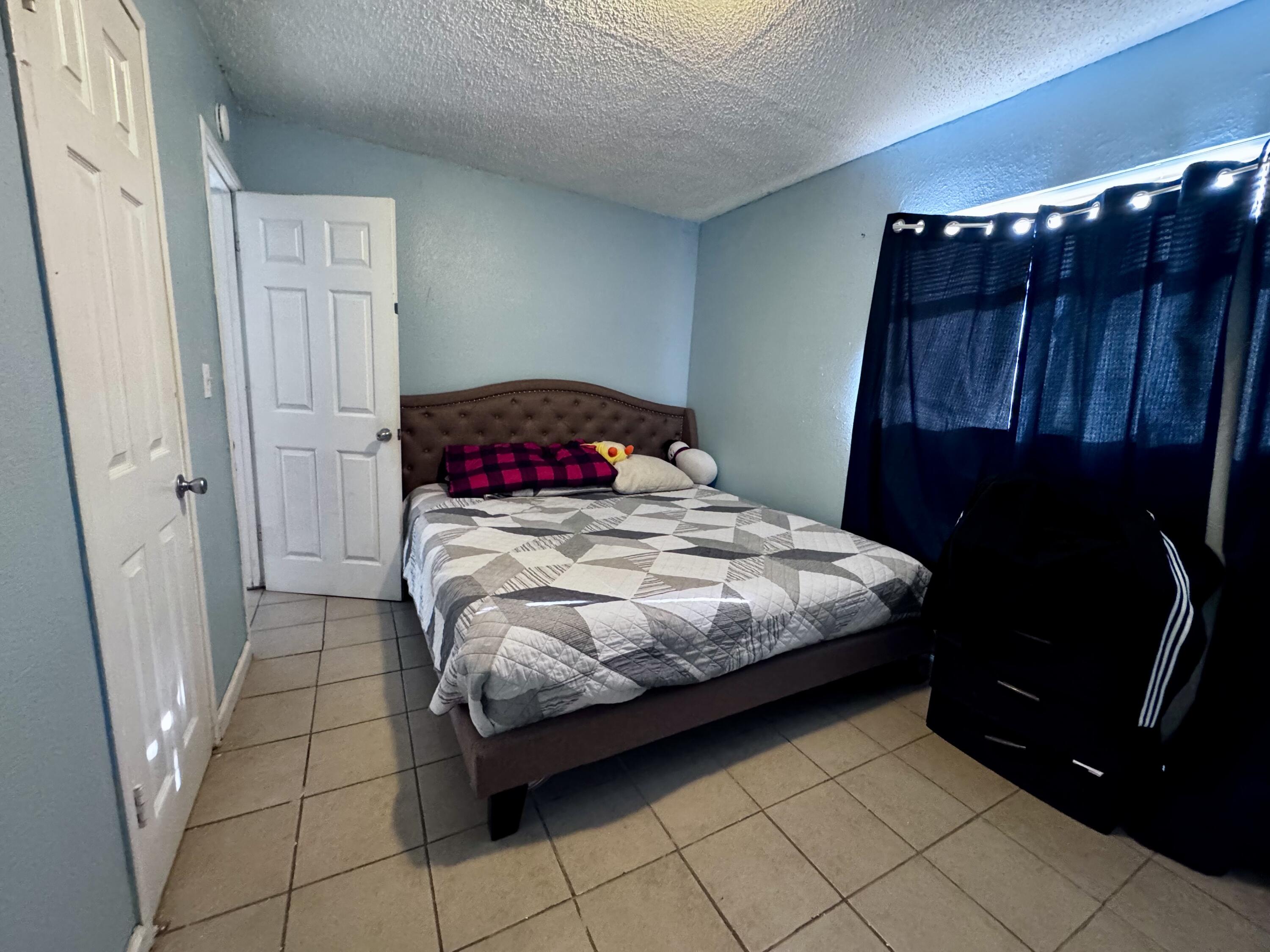 9629 Home Ave, Hanford, CA 93230