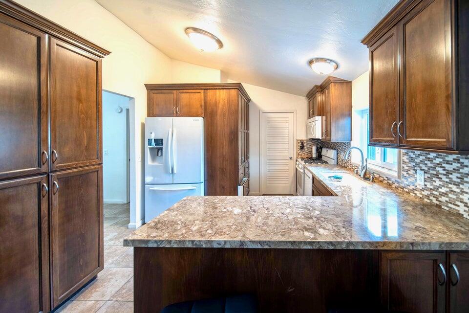 4615 S Terrace St, Visalia, CA 93277