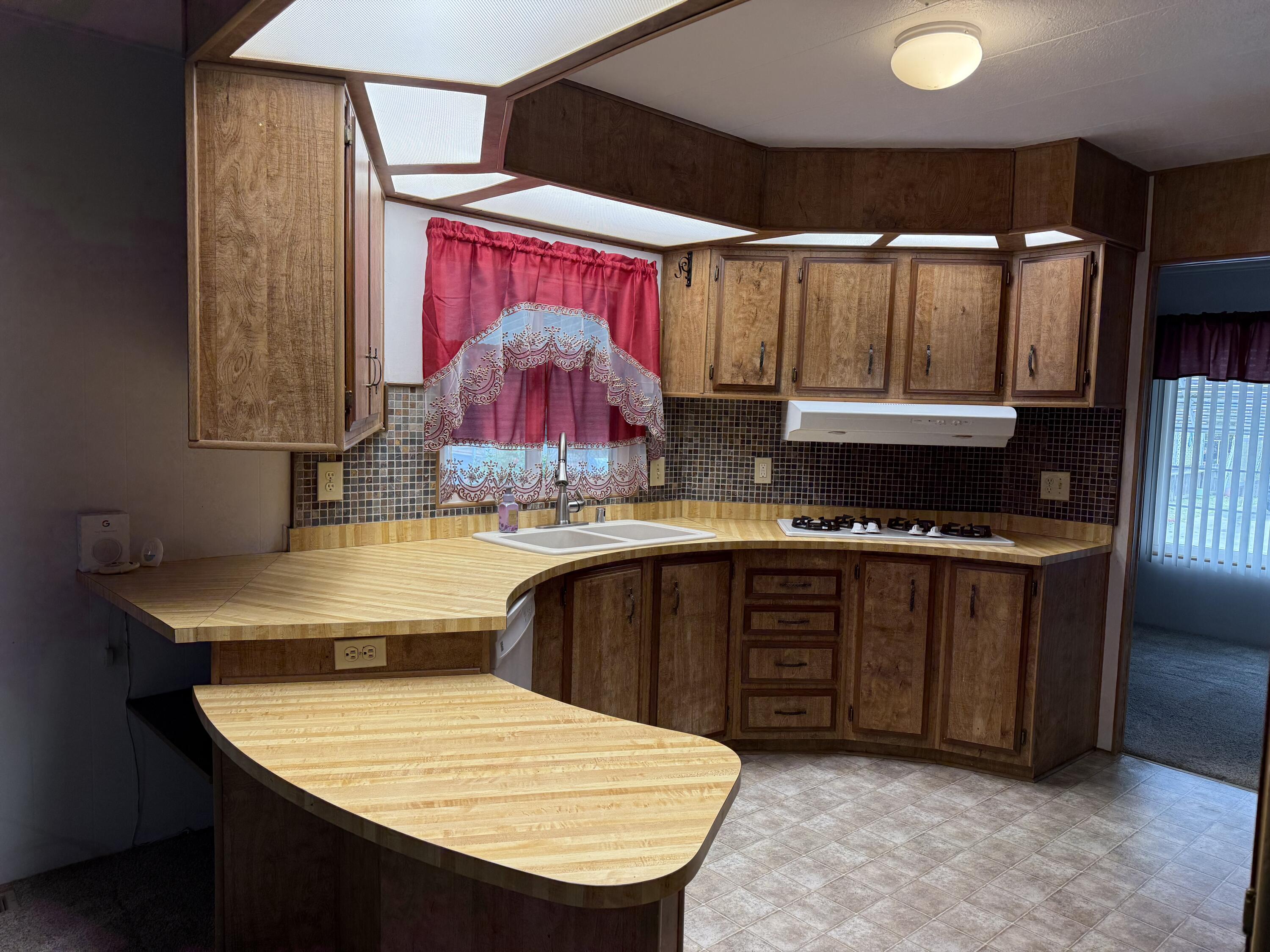 2627 W Midvalley Ave #88, Visalia, CA 93277