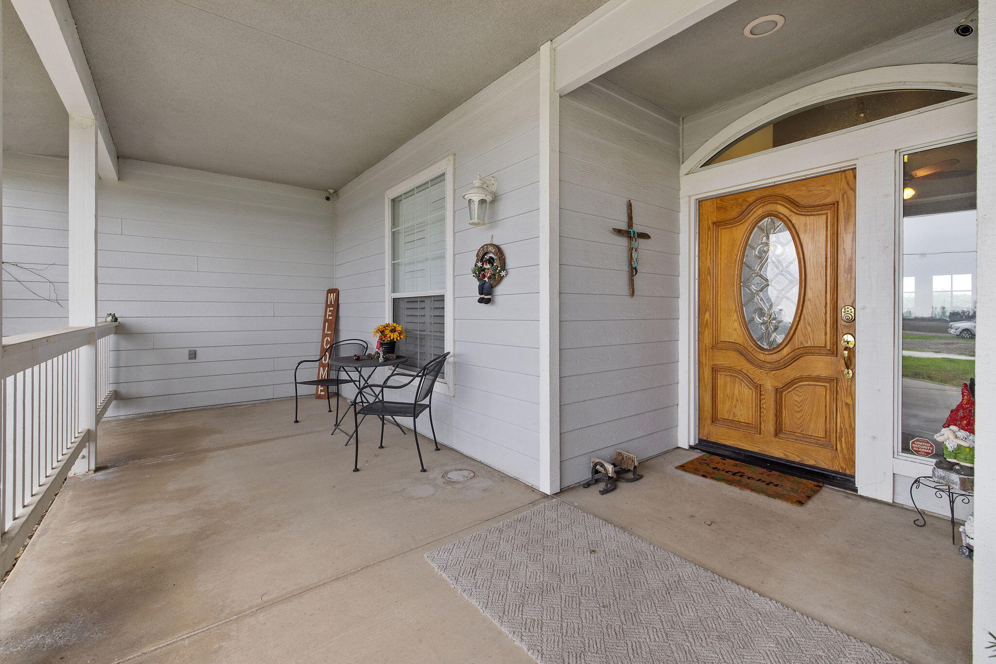 2622 W Prosperity Ave, Tulare, CA 93274