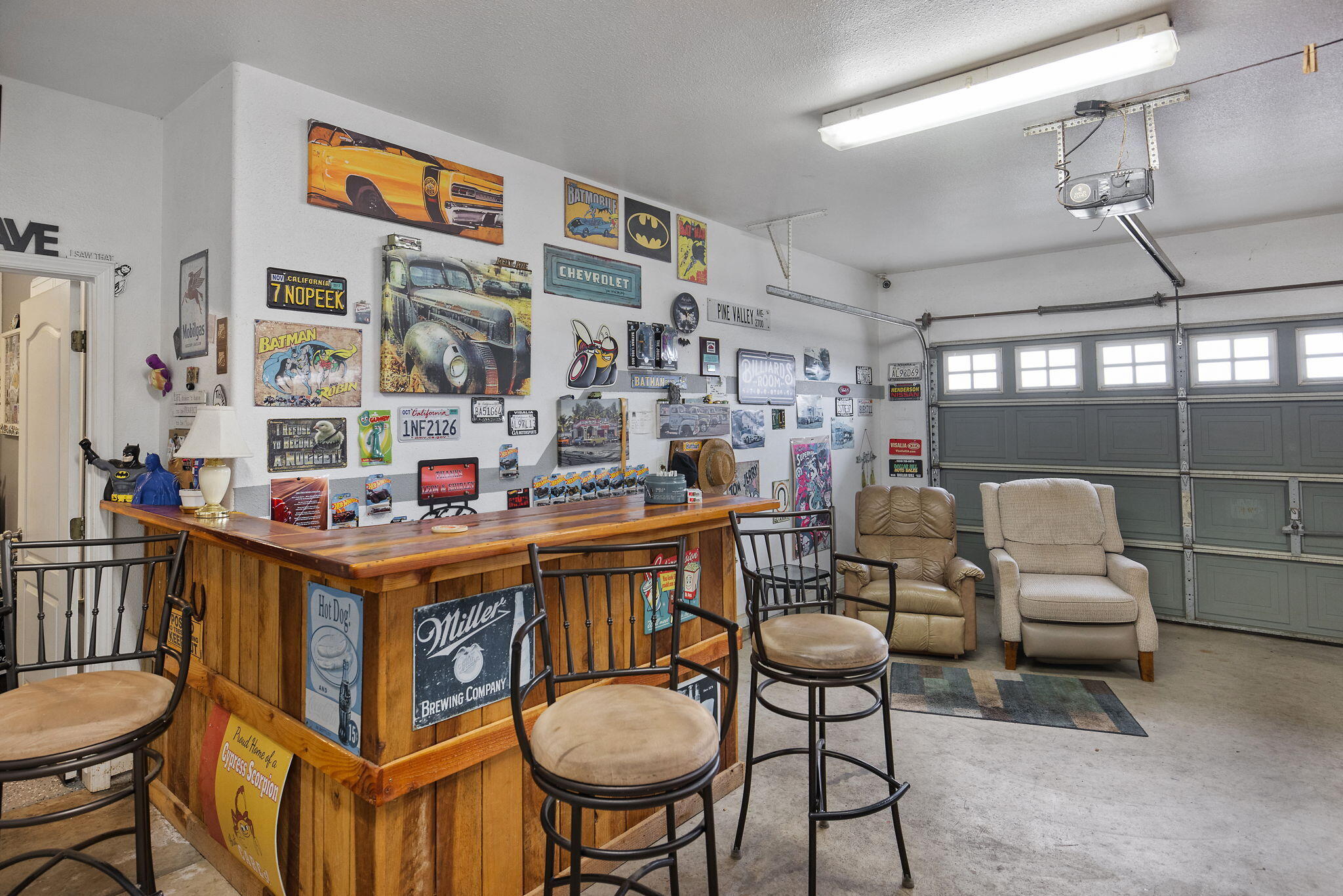 2622 W Prosperity Ave, Tulare, CA 93274