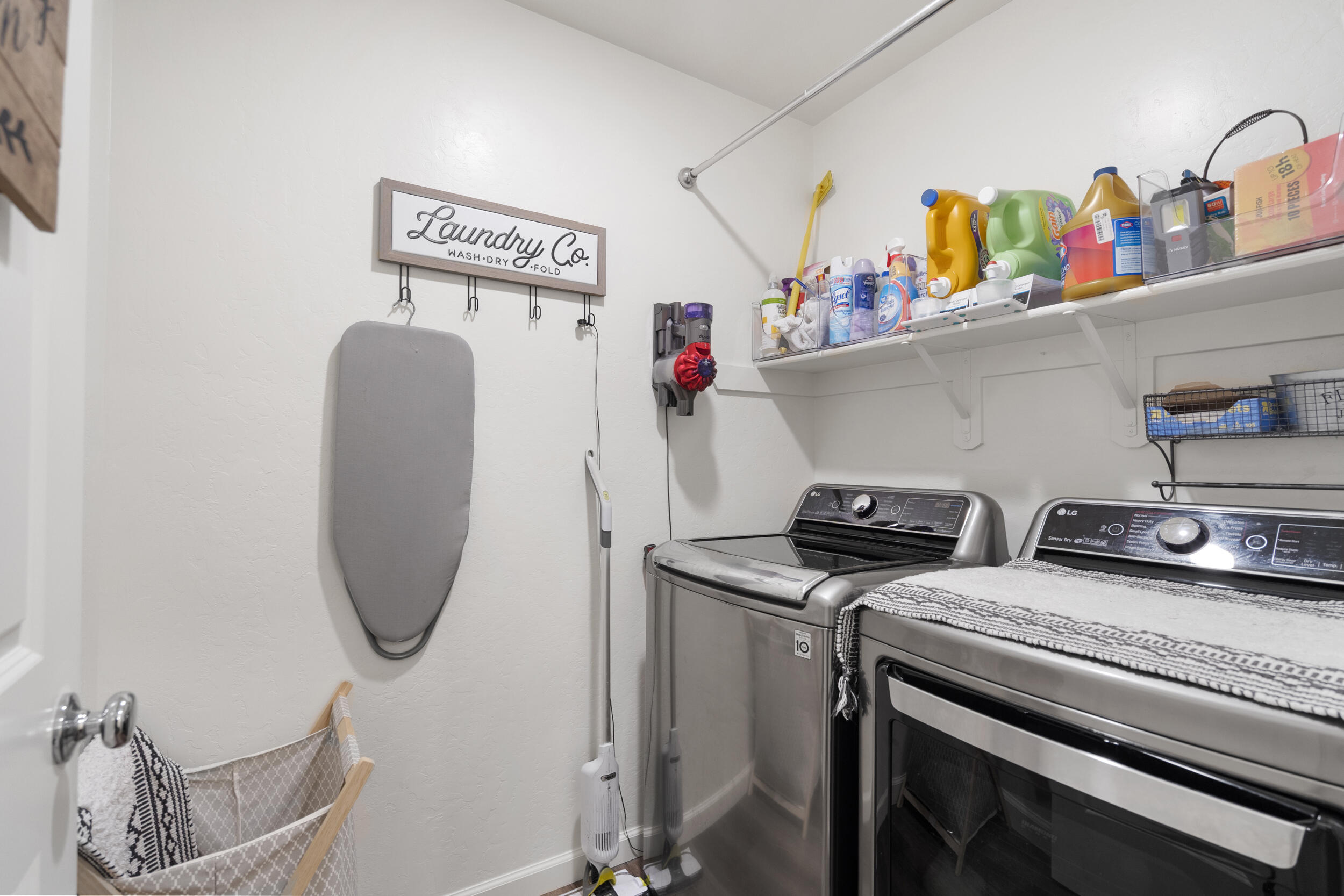 2367 Sawgrass Ave, Tulare, CA 93274