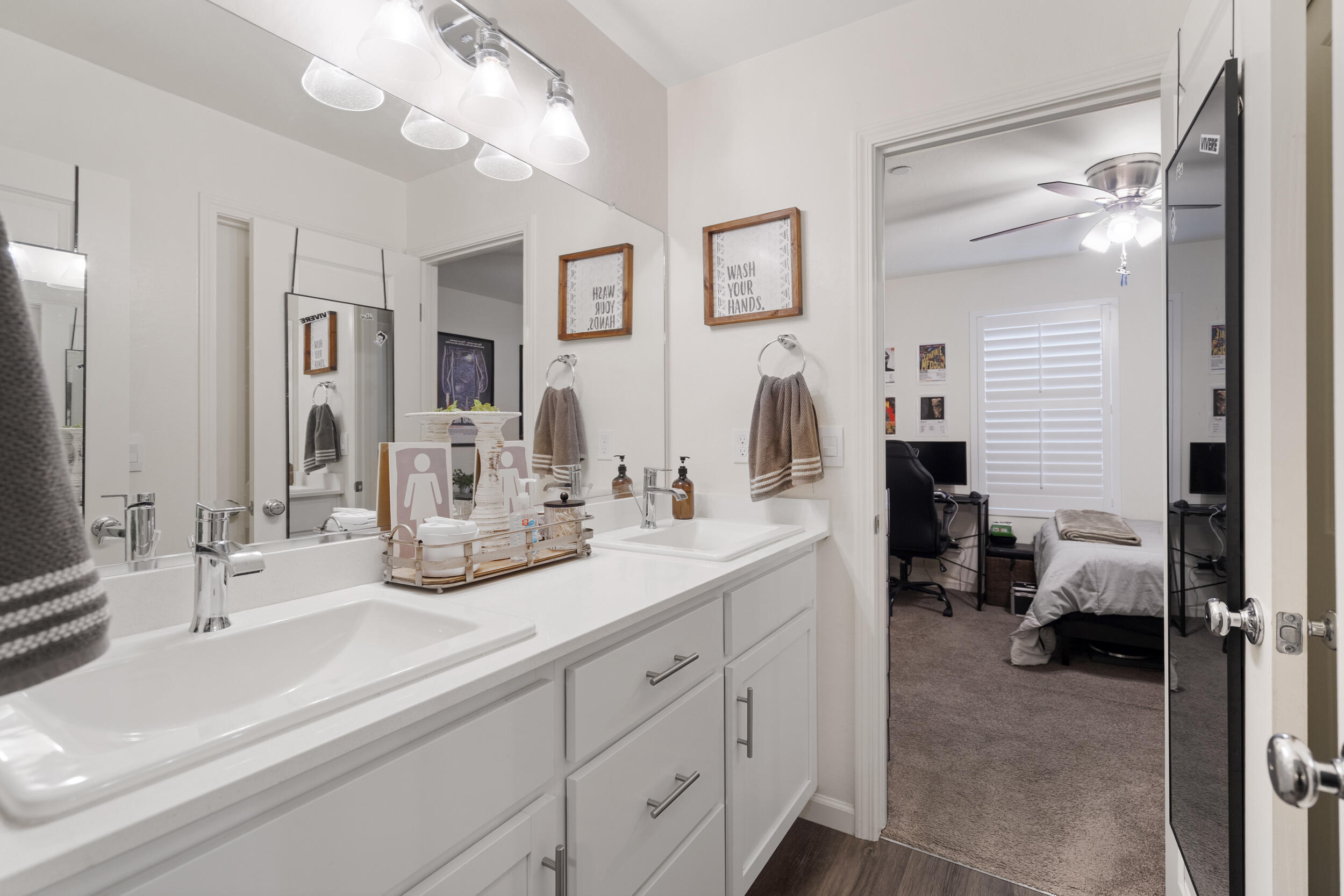 2367 Sawgrass Ave, Tulare, CA 93274