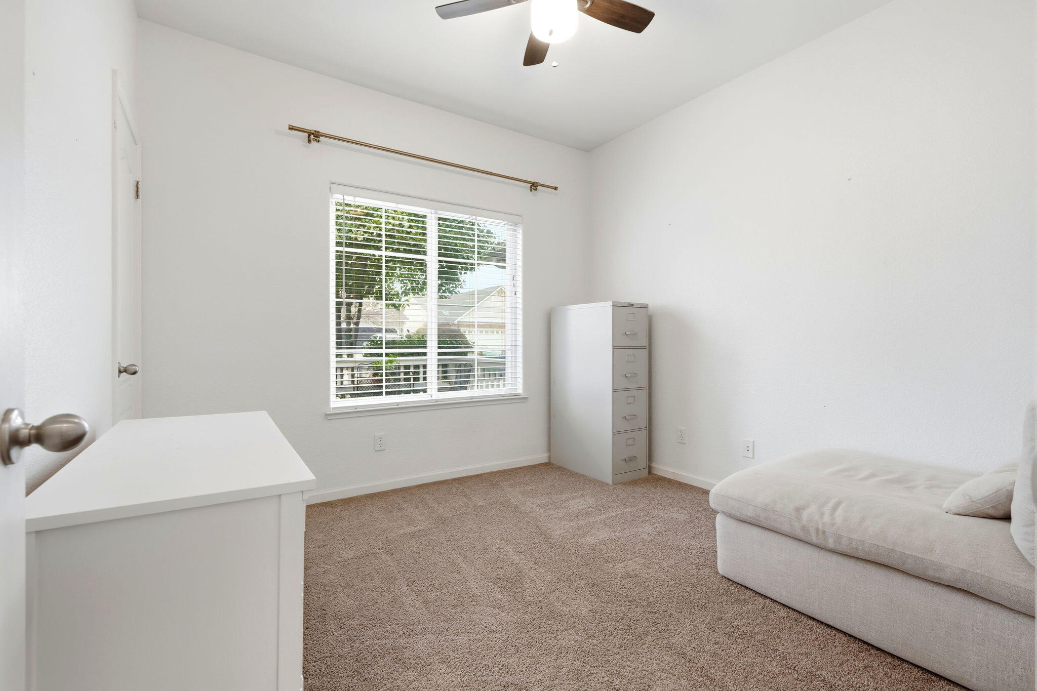 255 E Shimzu Ave, Reedley, CA 93654