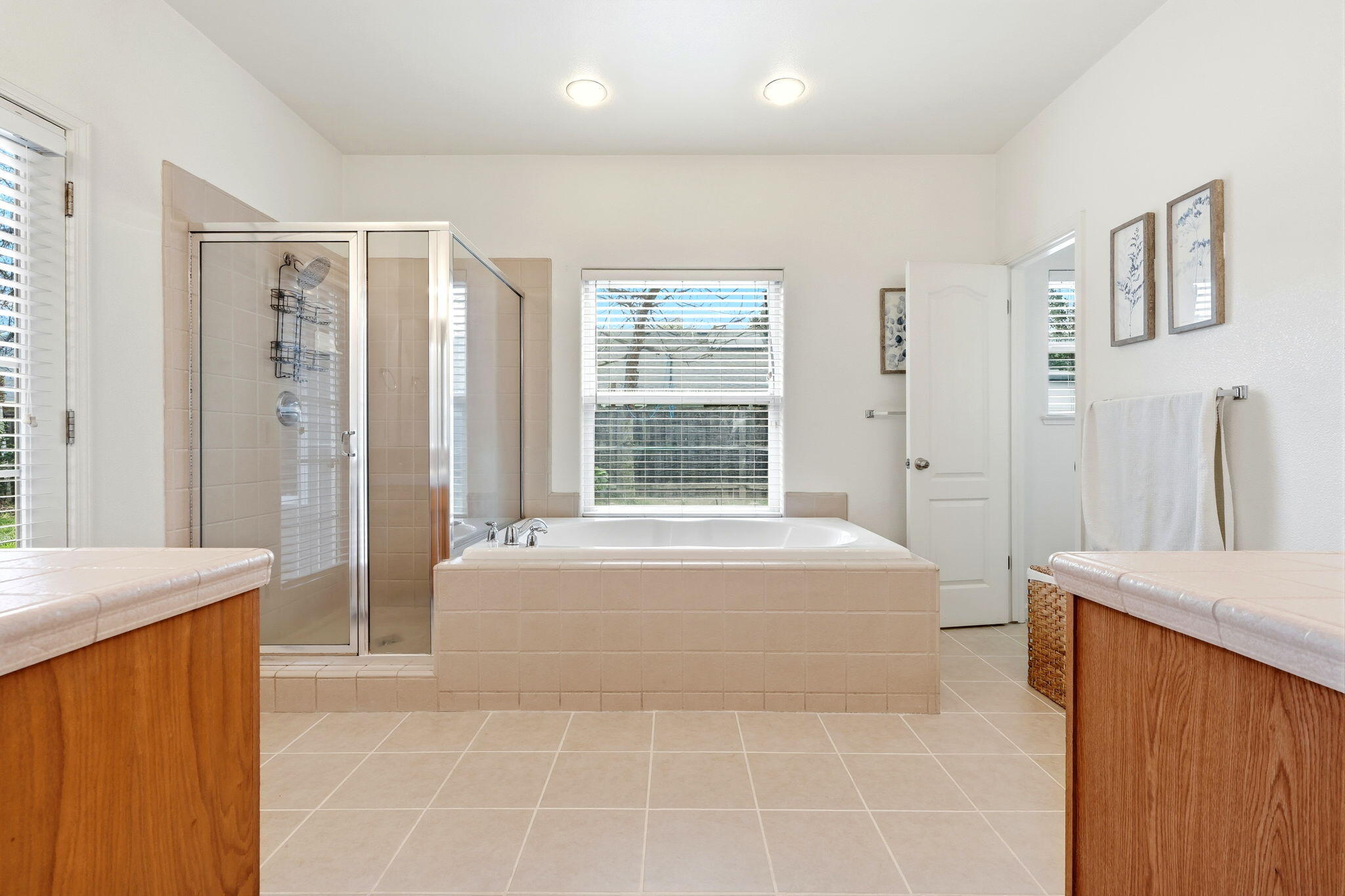 255 E Shimzu Ave, Reedley, CA 93654