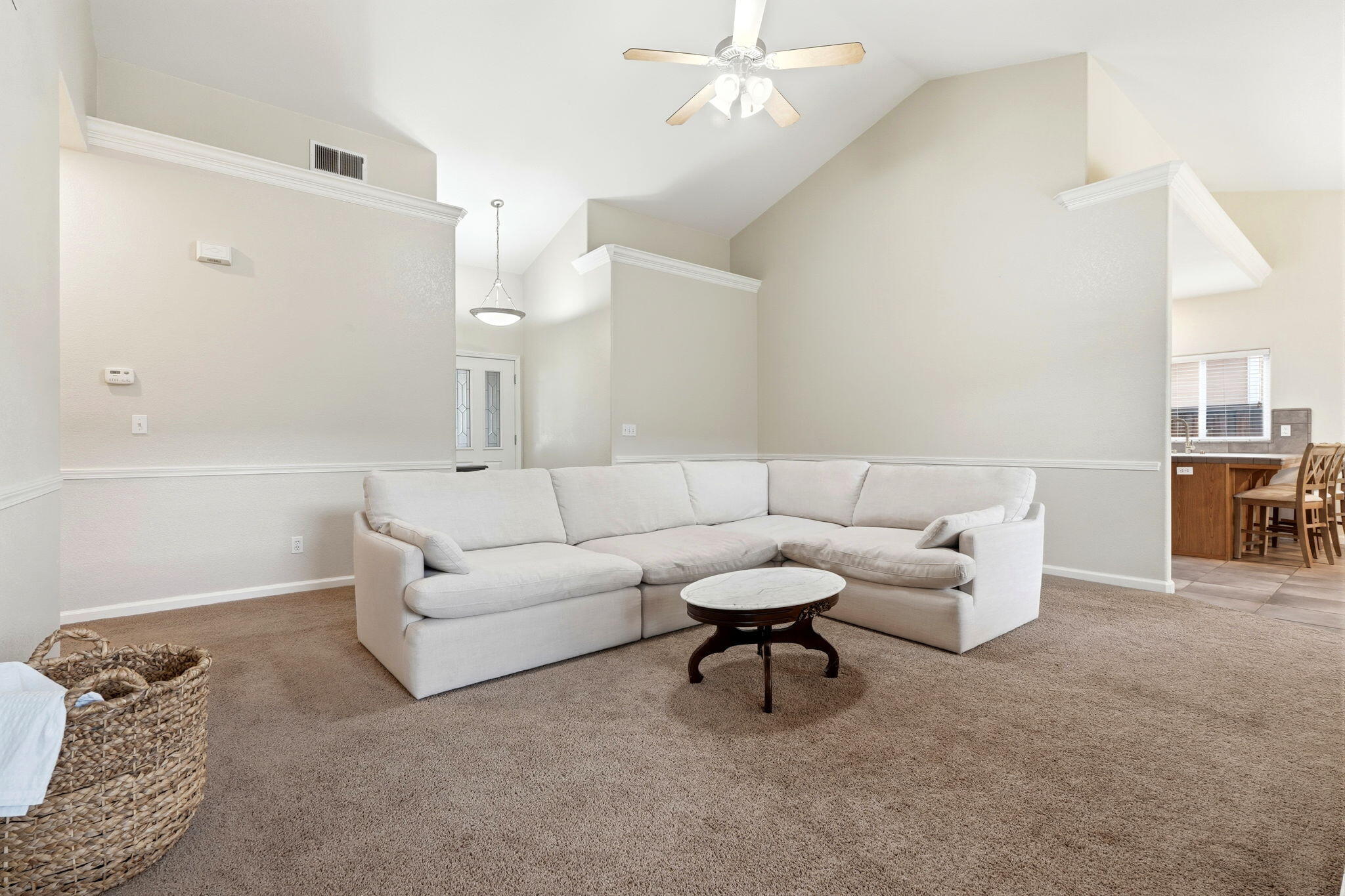 255 E Shimizu Ave, Reedley, CA 93654