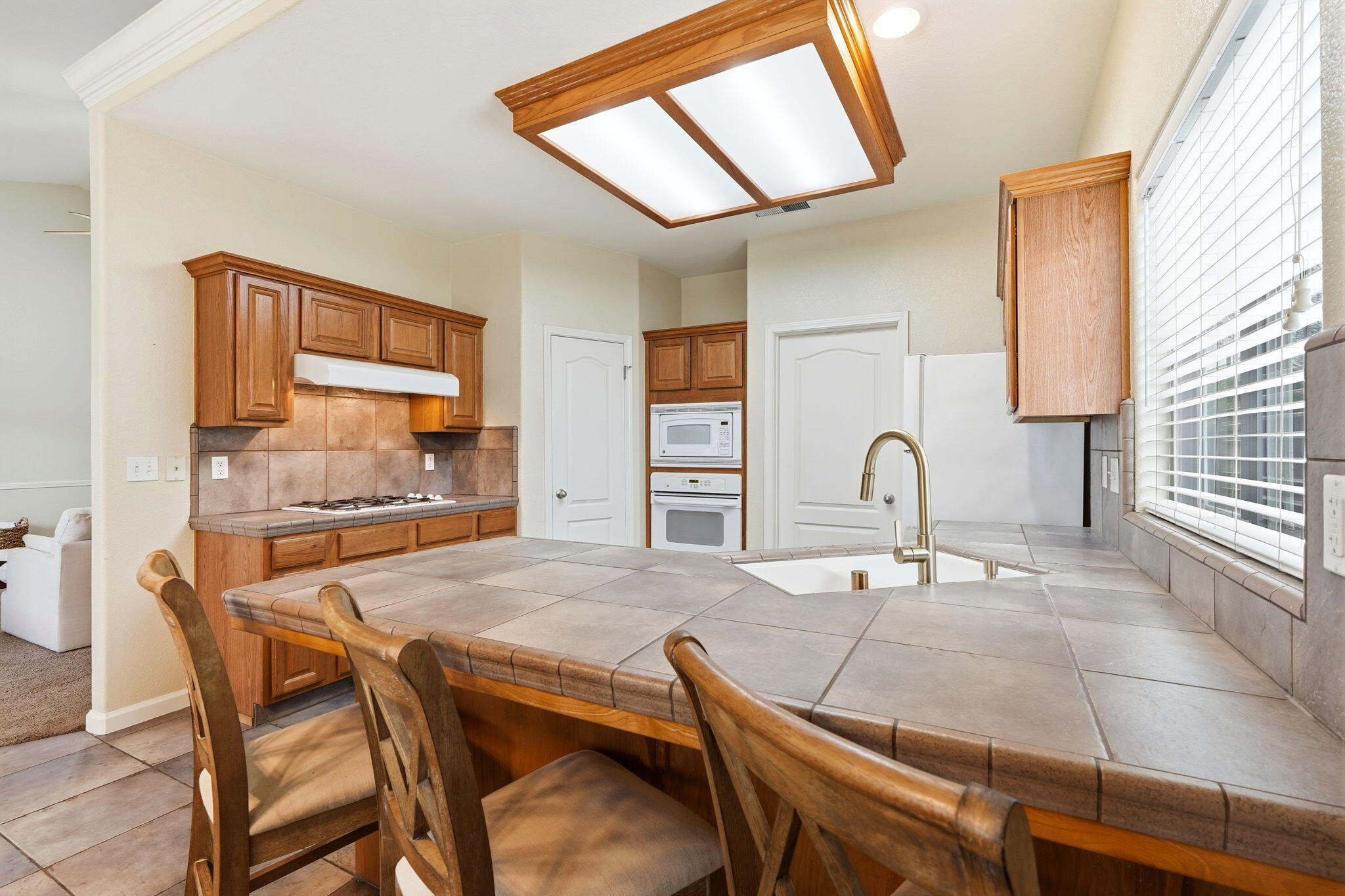 255 E Shimizu Ave, Reedley, CA 93654