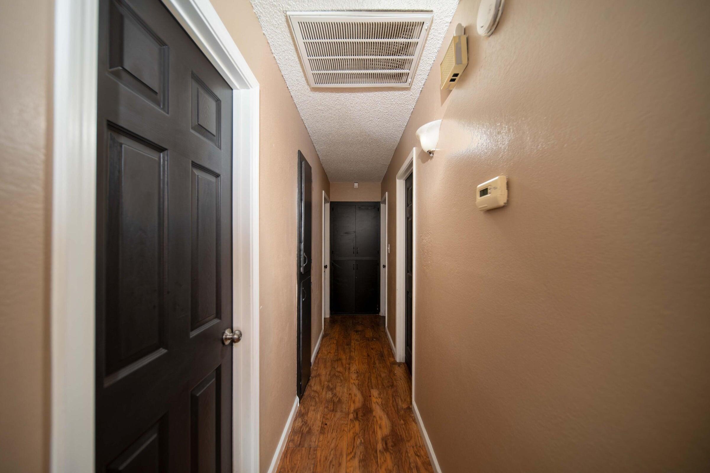 980 S Spruce St, Tulare, CA 93274