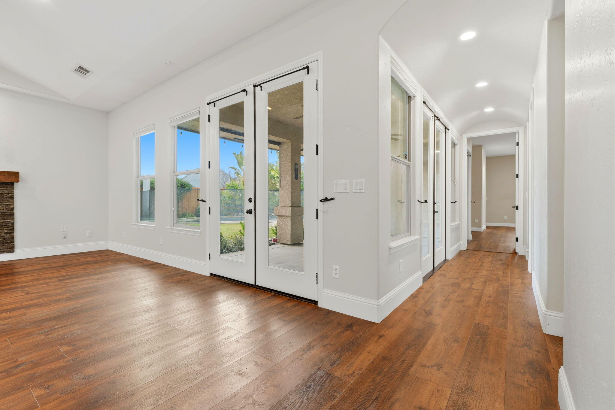 731 Sheffield Ave, Exeter, CA 93221