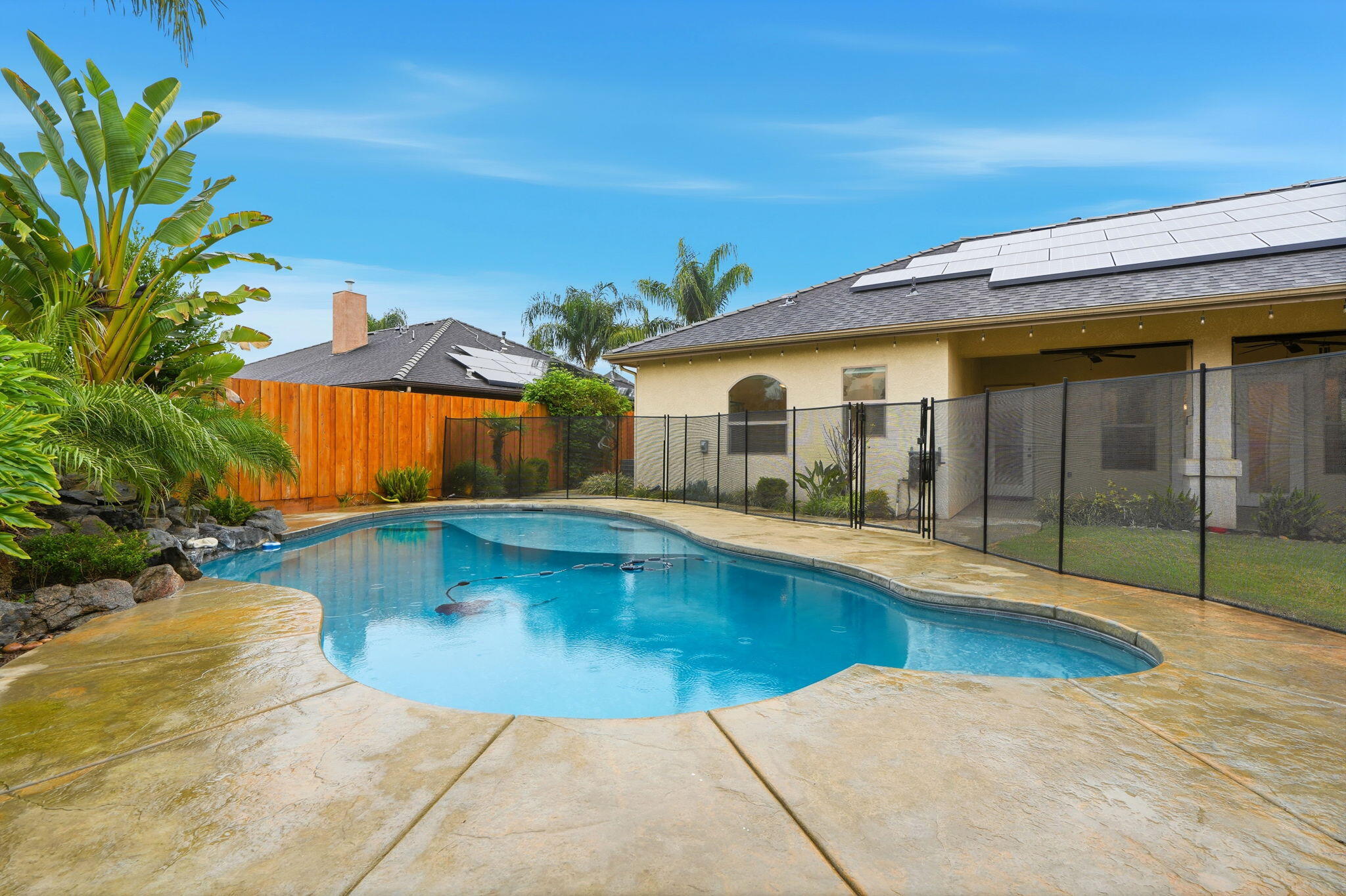 731 Sheffield Ave, Exeter, CA 93221