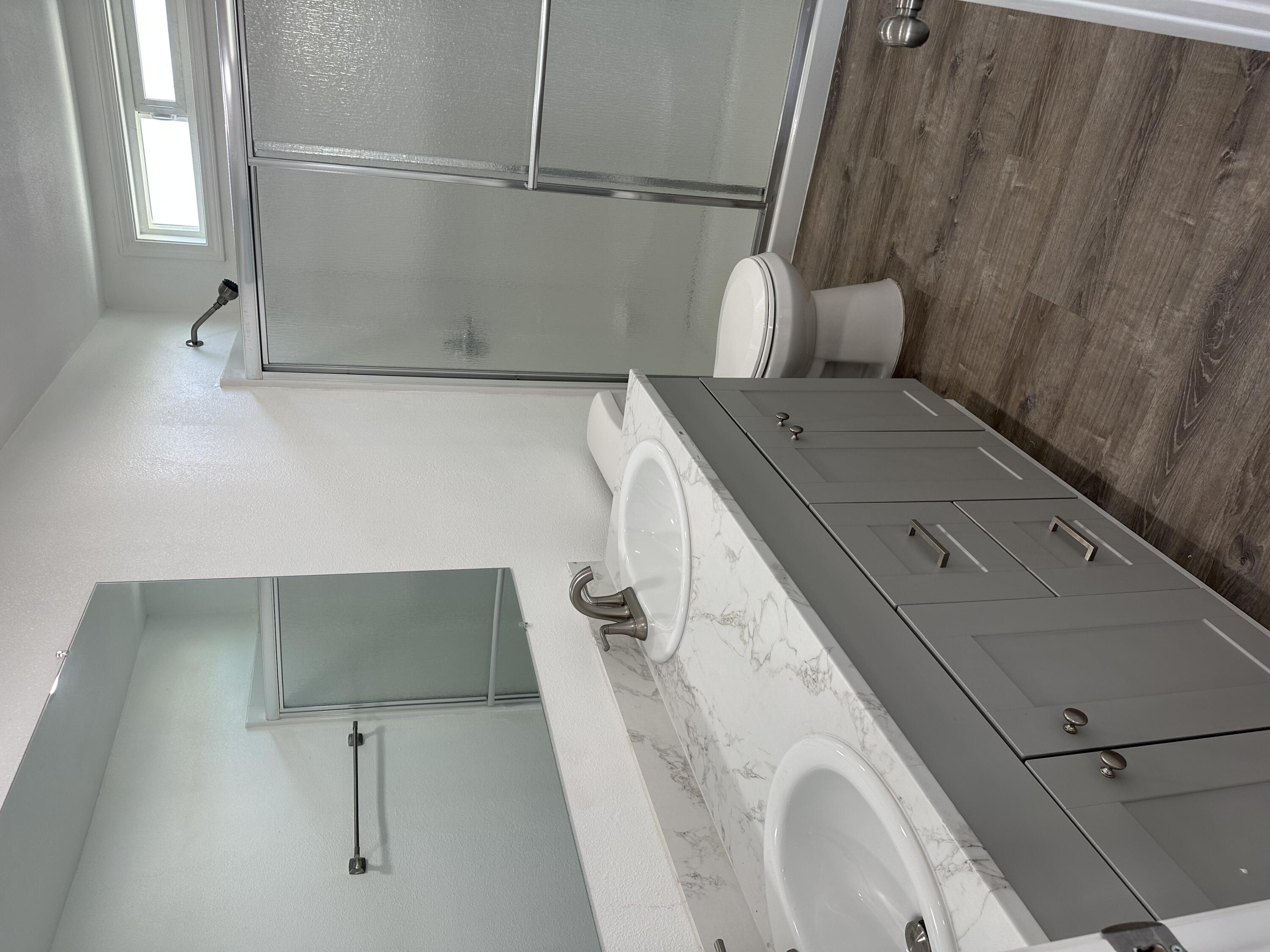 720 E Worth Ave, Porterville, CA 93257