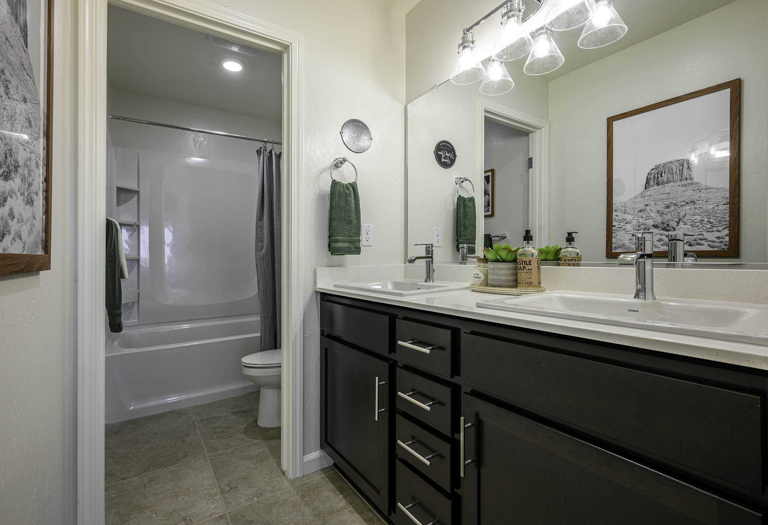 2328 N Kayenta St #2027v, Visalia, CA 93291