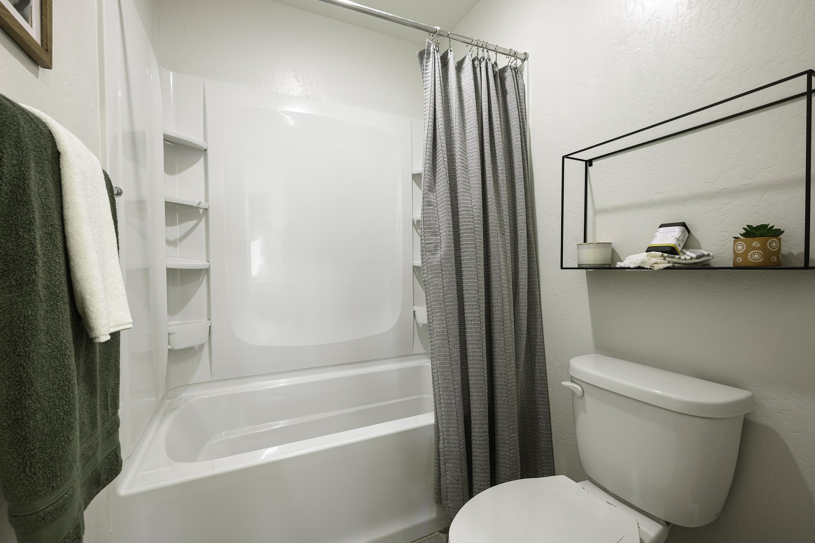 2328 N Kayenta St #2027v, Visalia, CA 93291