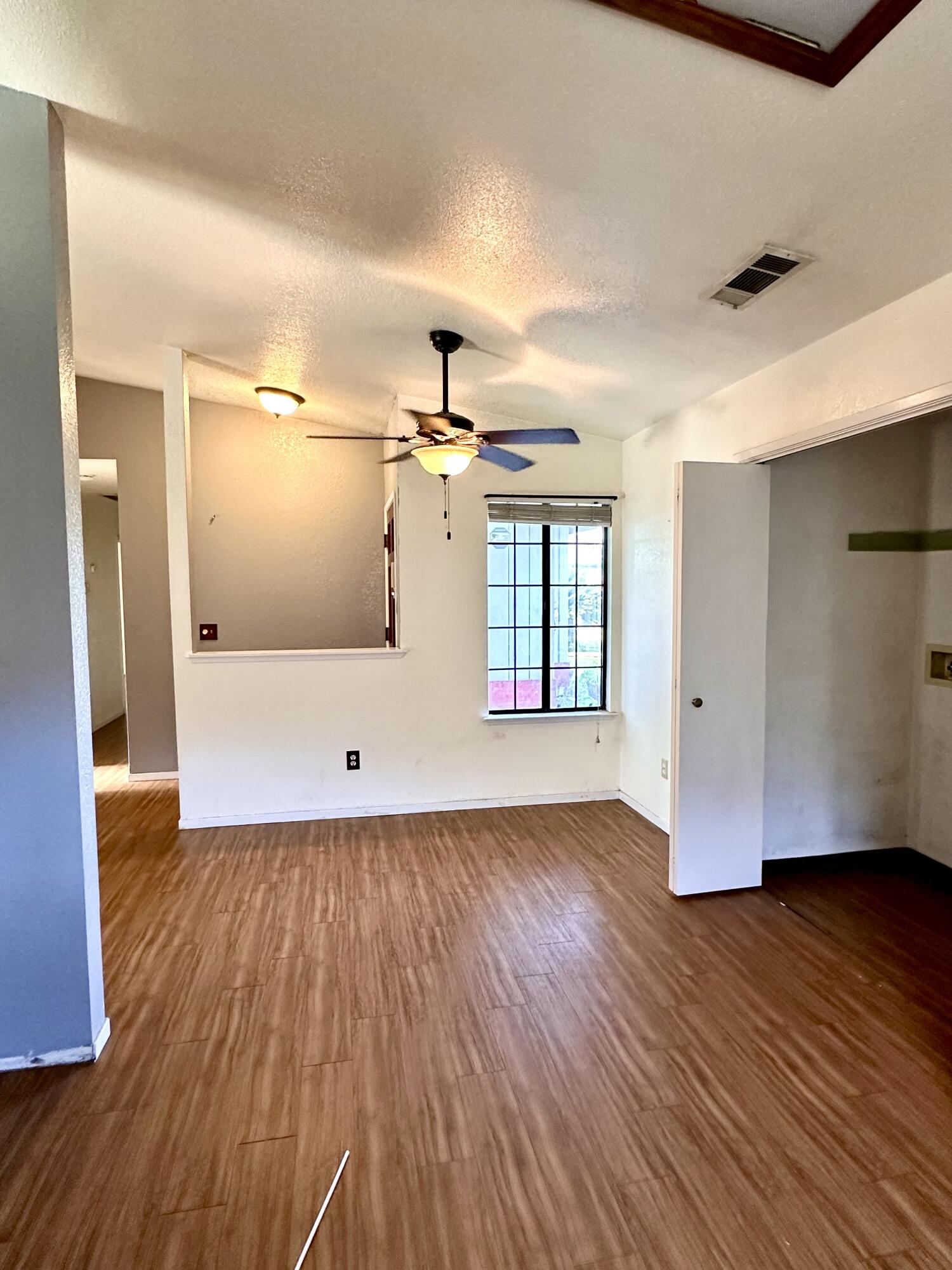 1351 W 1351 W Westfield Ave Ave, Porterville, CA 93257