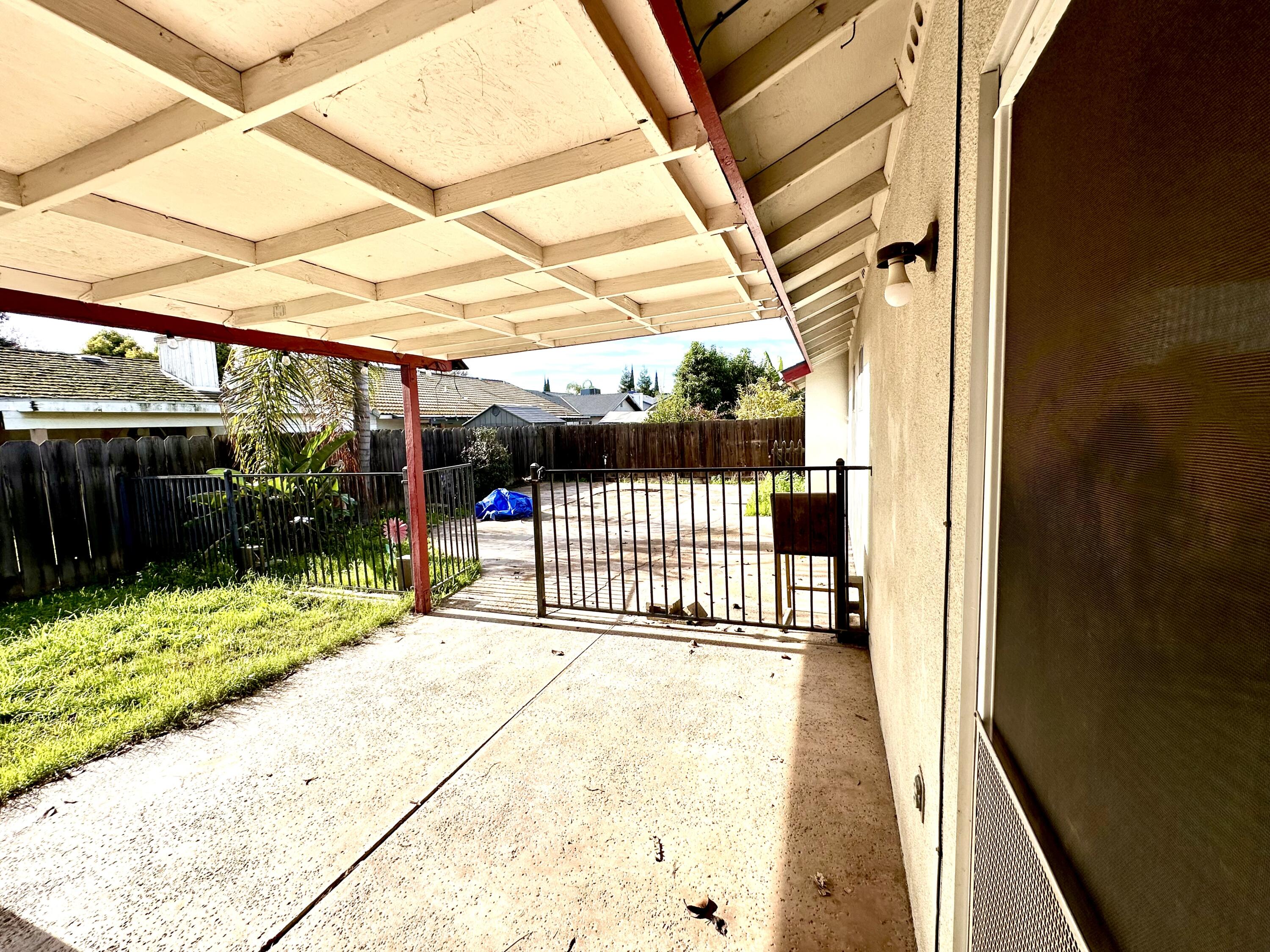 1351 W 1351 W Westfield Ave Ave, Porterville, CA 93257