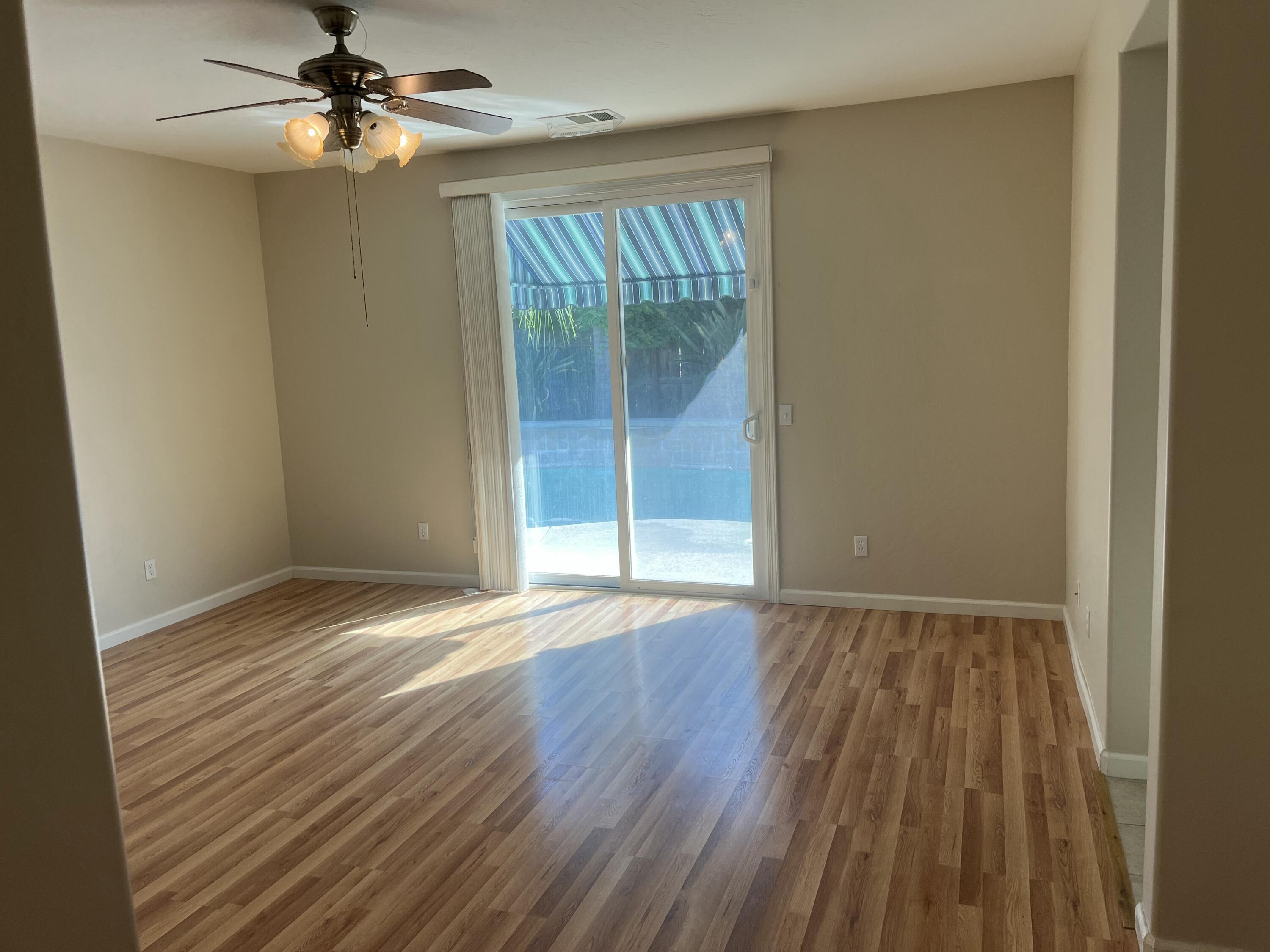 1734 Firestone Dr #1, Tulare, CA 93274