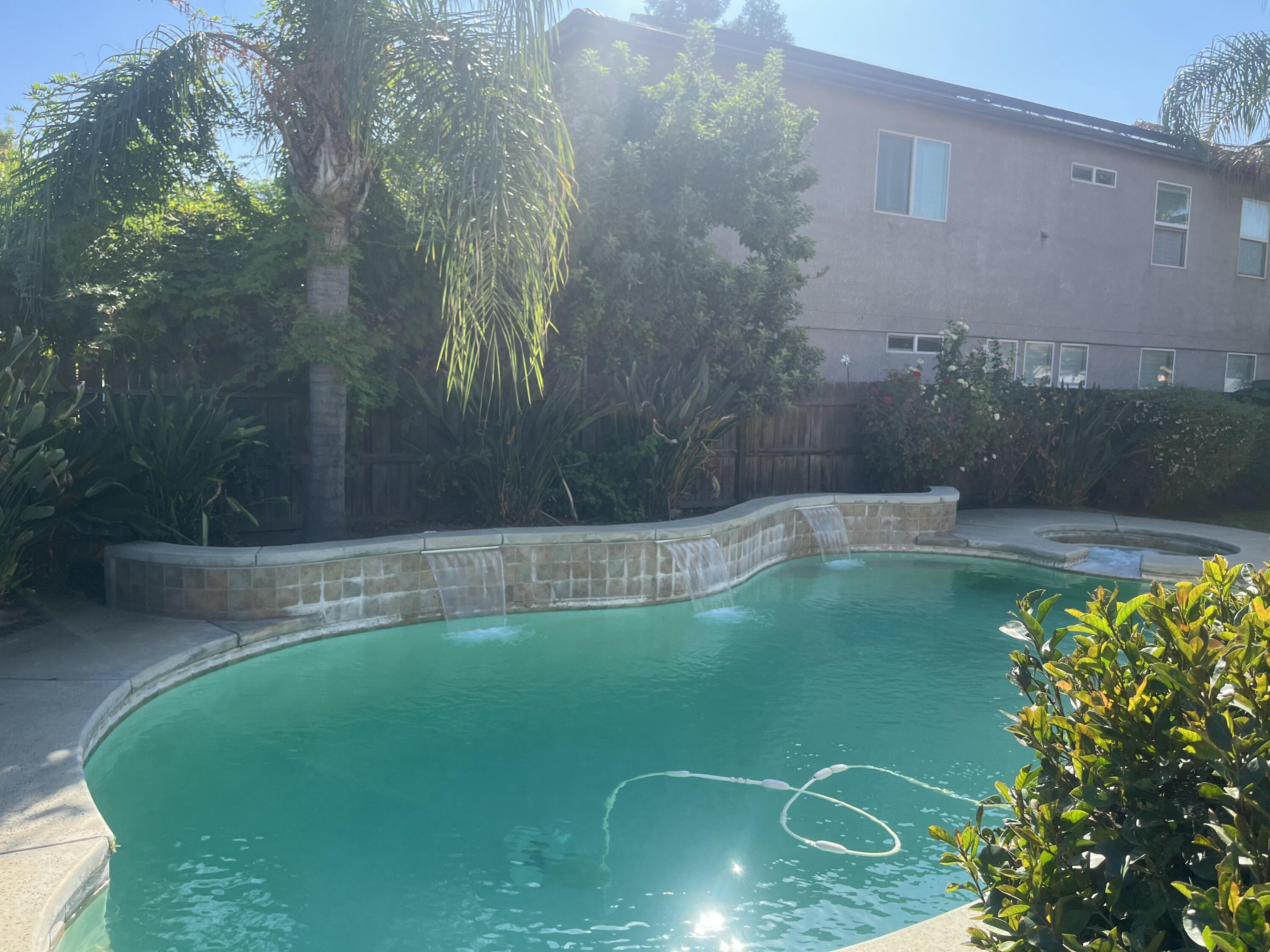 1734 Firestone Dr #1, Tulare, CA 93274