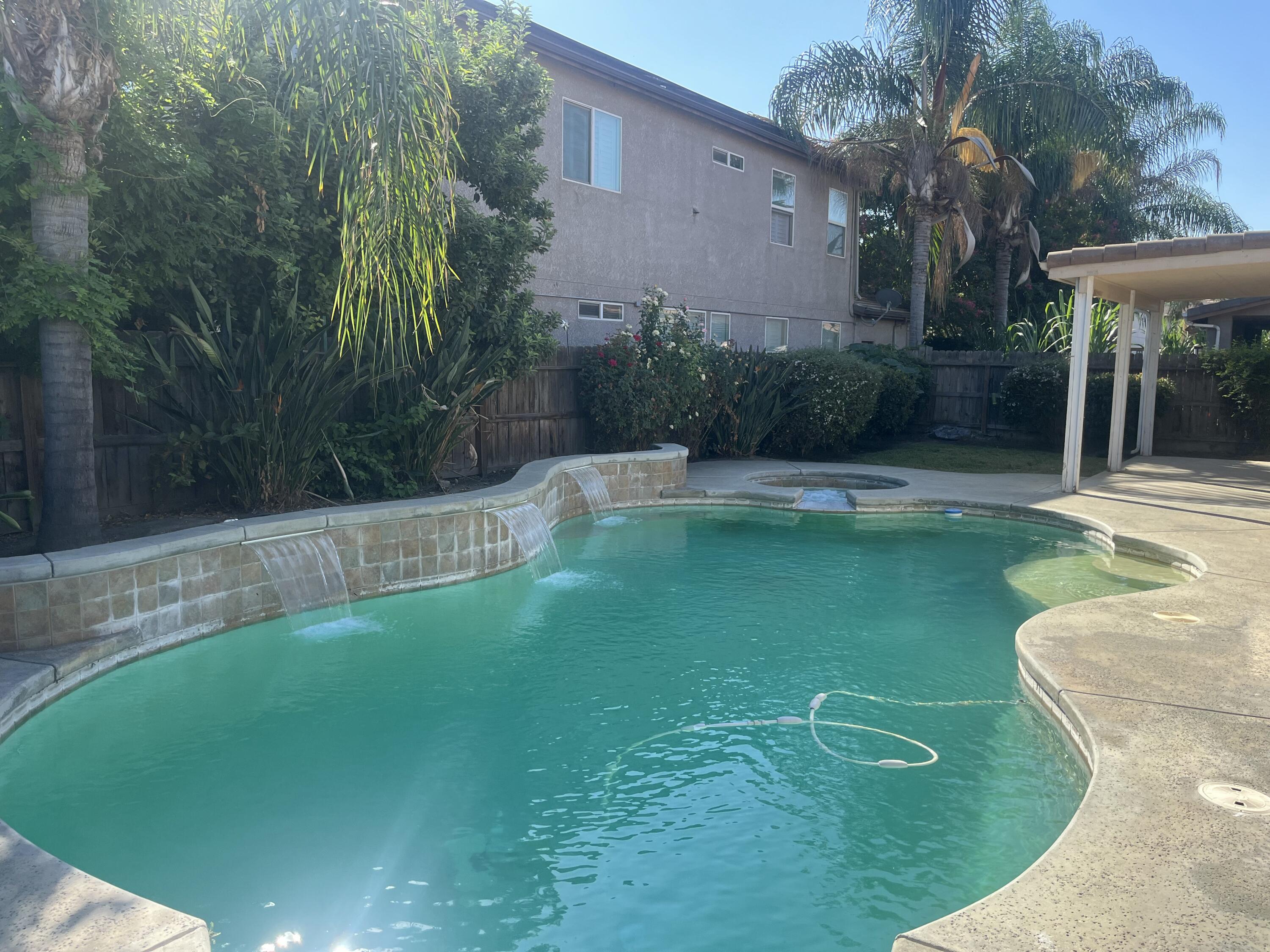 1734 Firestone Dr #1, Tulare, CA 93274