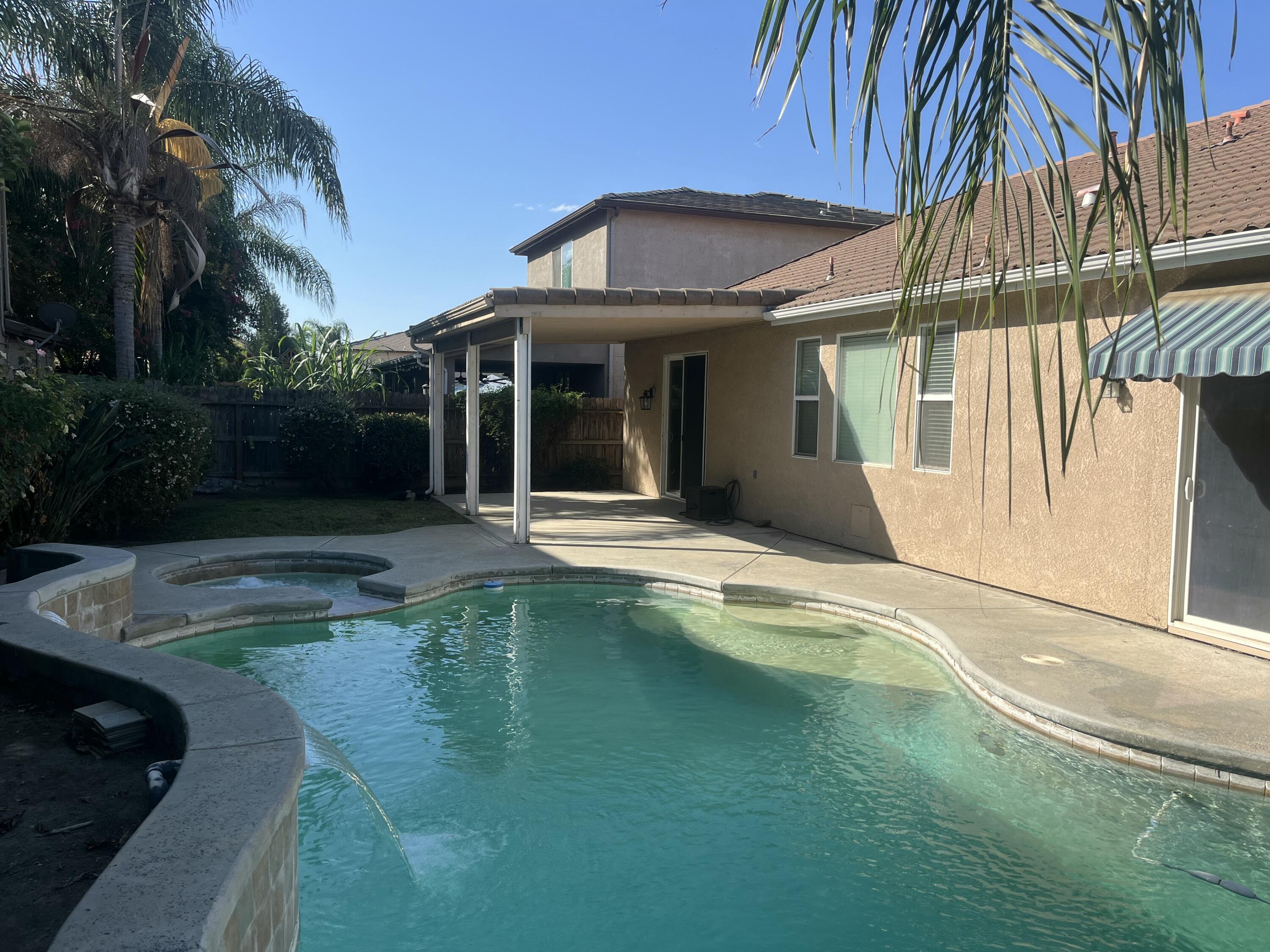 1734 Firestone Dr #1, Tulare, CA 93274