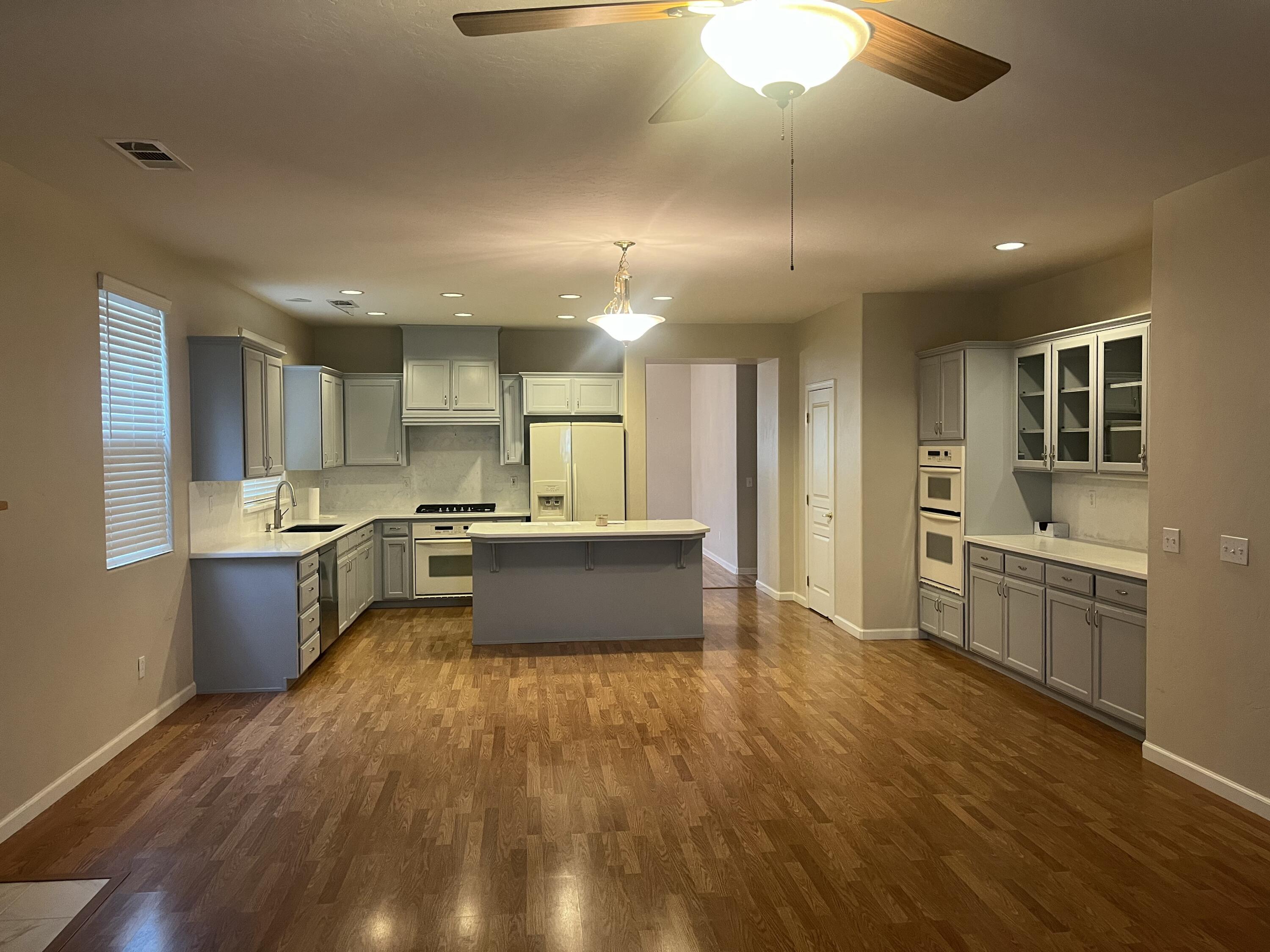 1734 Firestone Dr #1, Tulare, CA 93274