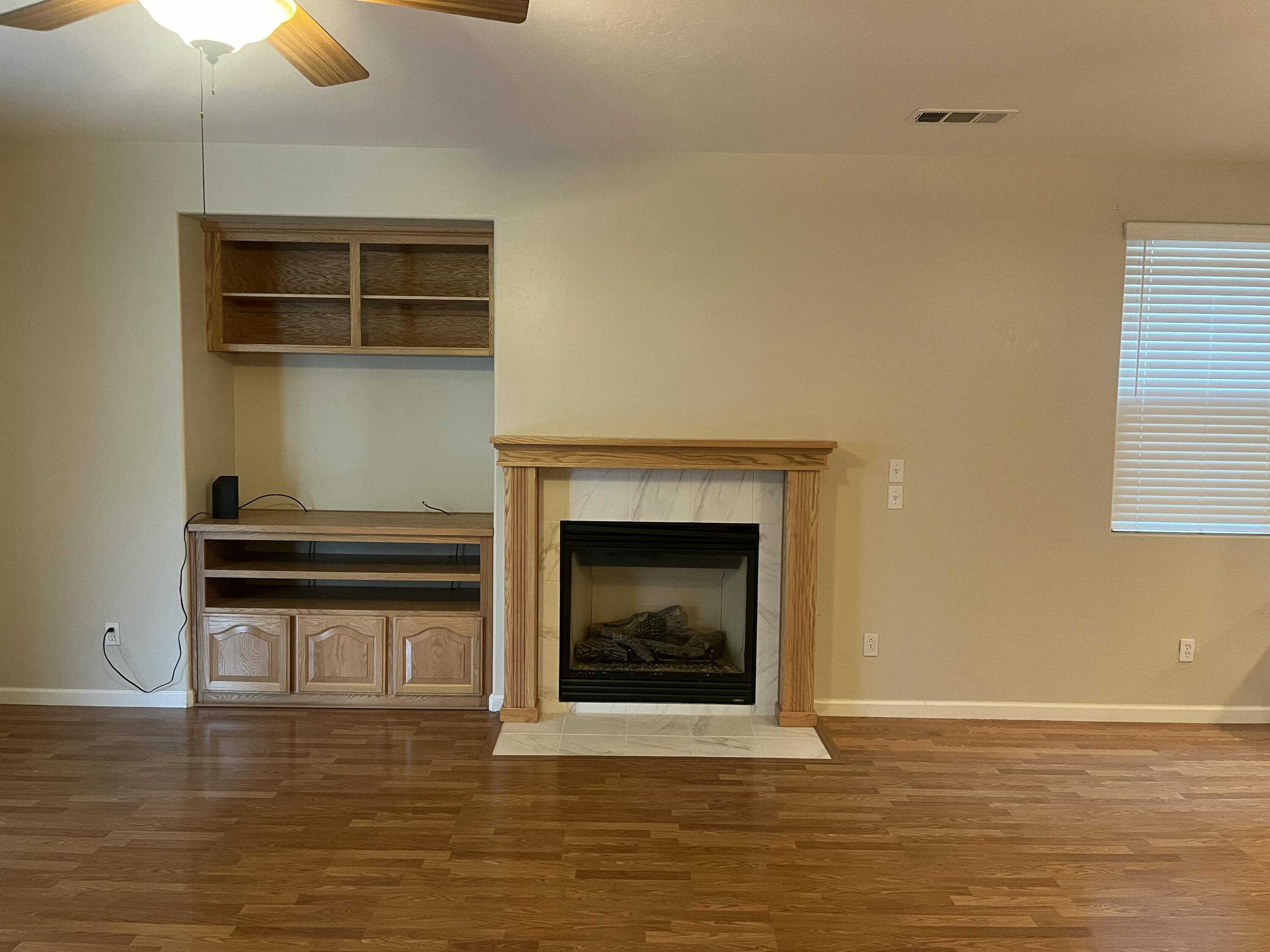 1734 Firestone Dr #1, Tulare, CA 93274