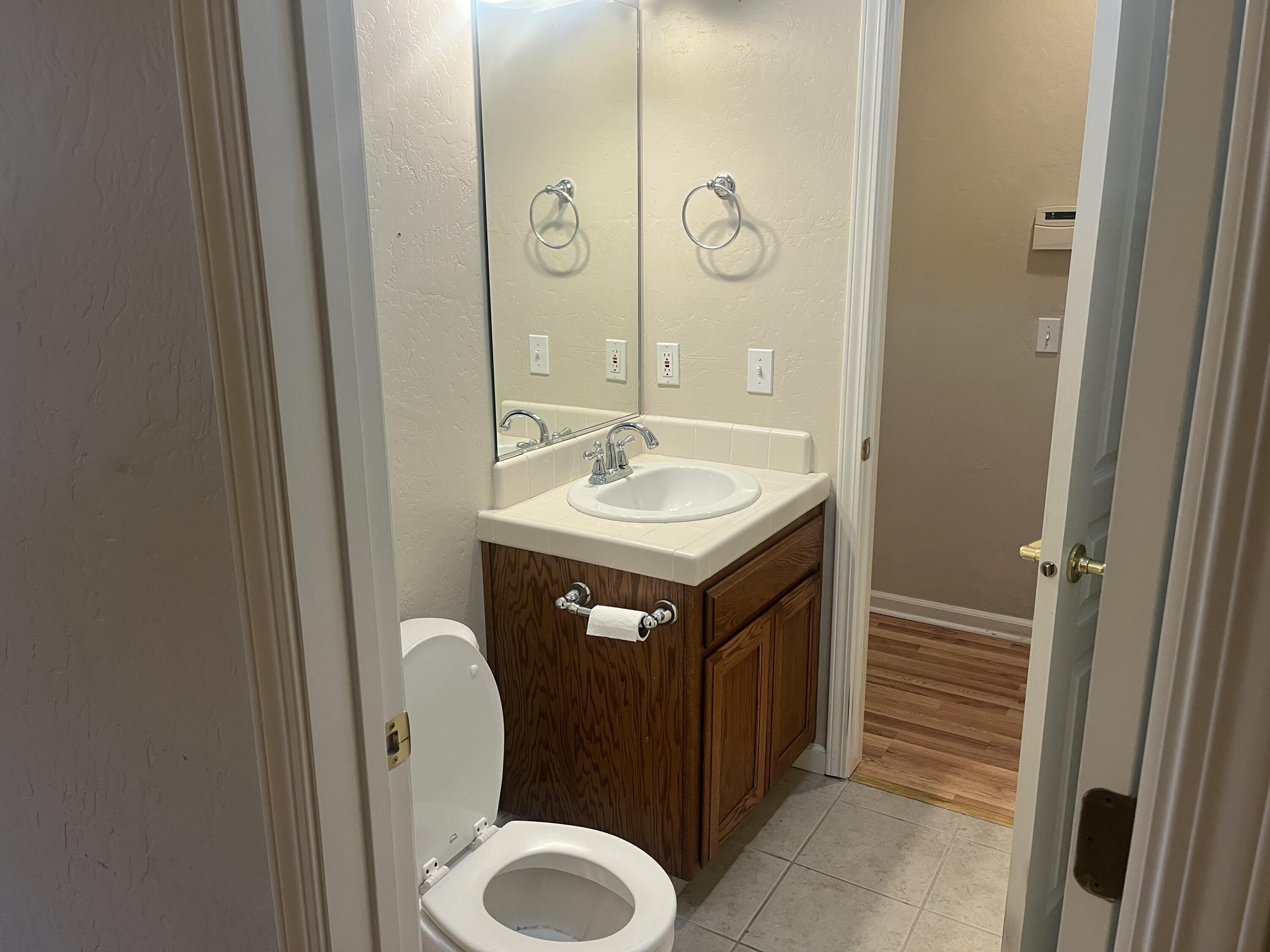 1734 Firestone Dr #1, Tulare, CA 93274