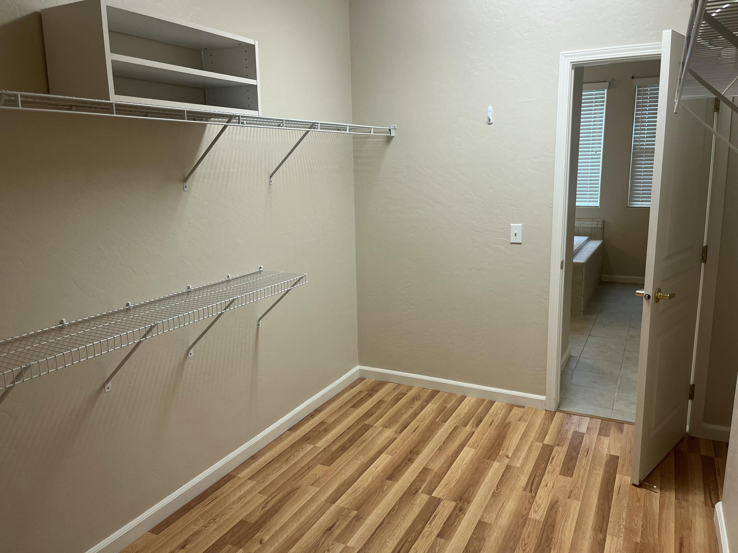 1734 Firestone Dr #1, Tulare, CA 93274