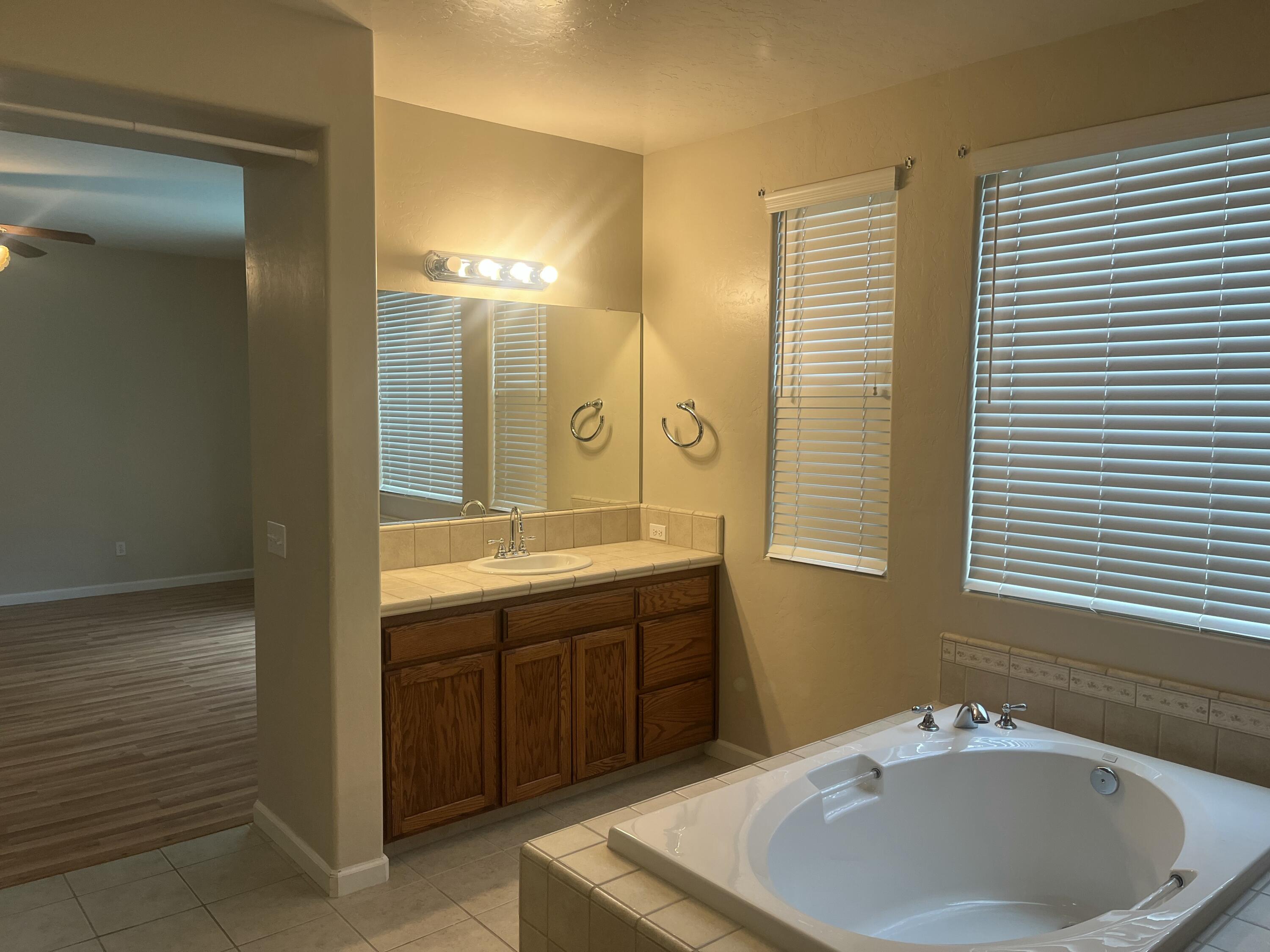 1734 Firestone Dr #1, Tulare, CA 93274