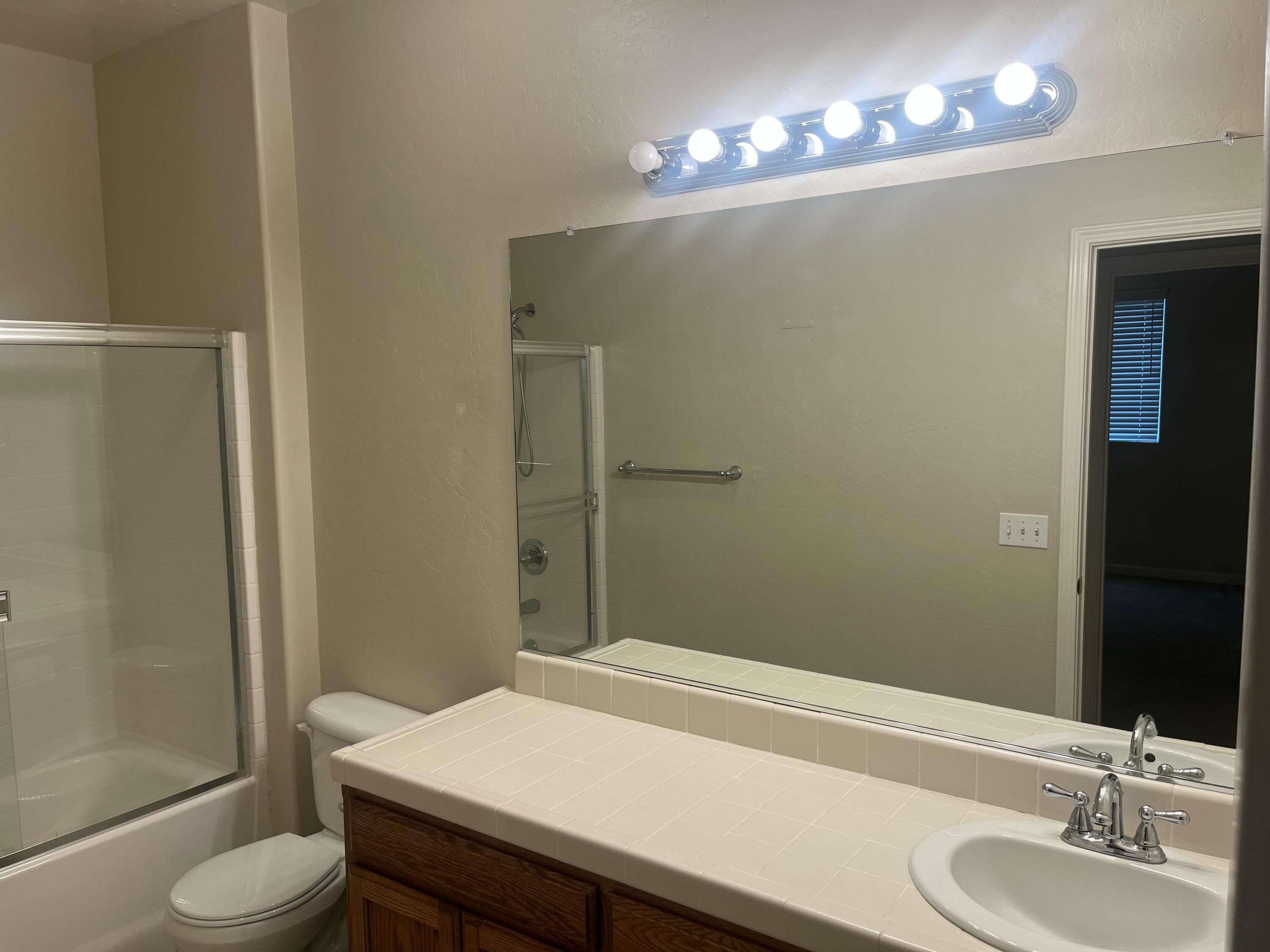 1734 Firestone Dr #1, Tulare, CA 93274