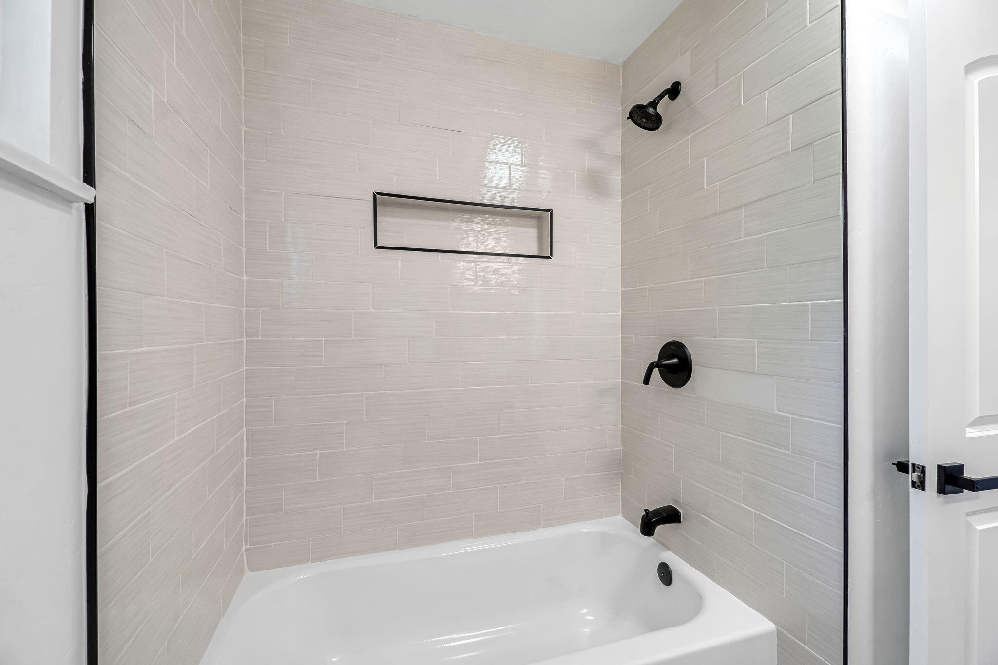 5186 N Callisch Ave, Fresno, CA 93710