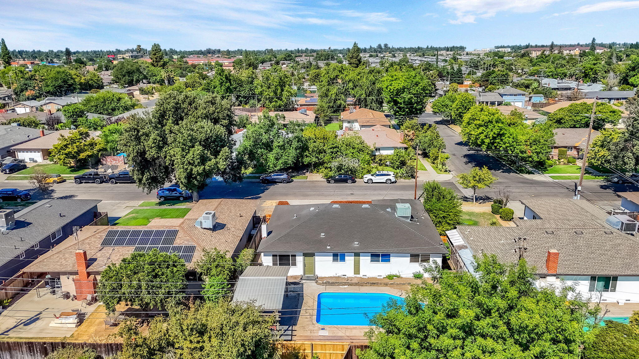 5186 N Callisch Ave, Fresno, CA 93710