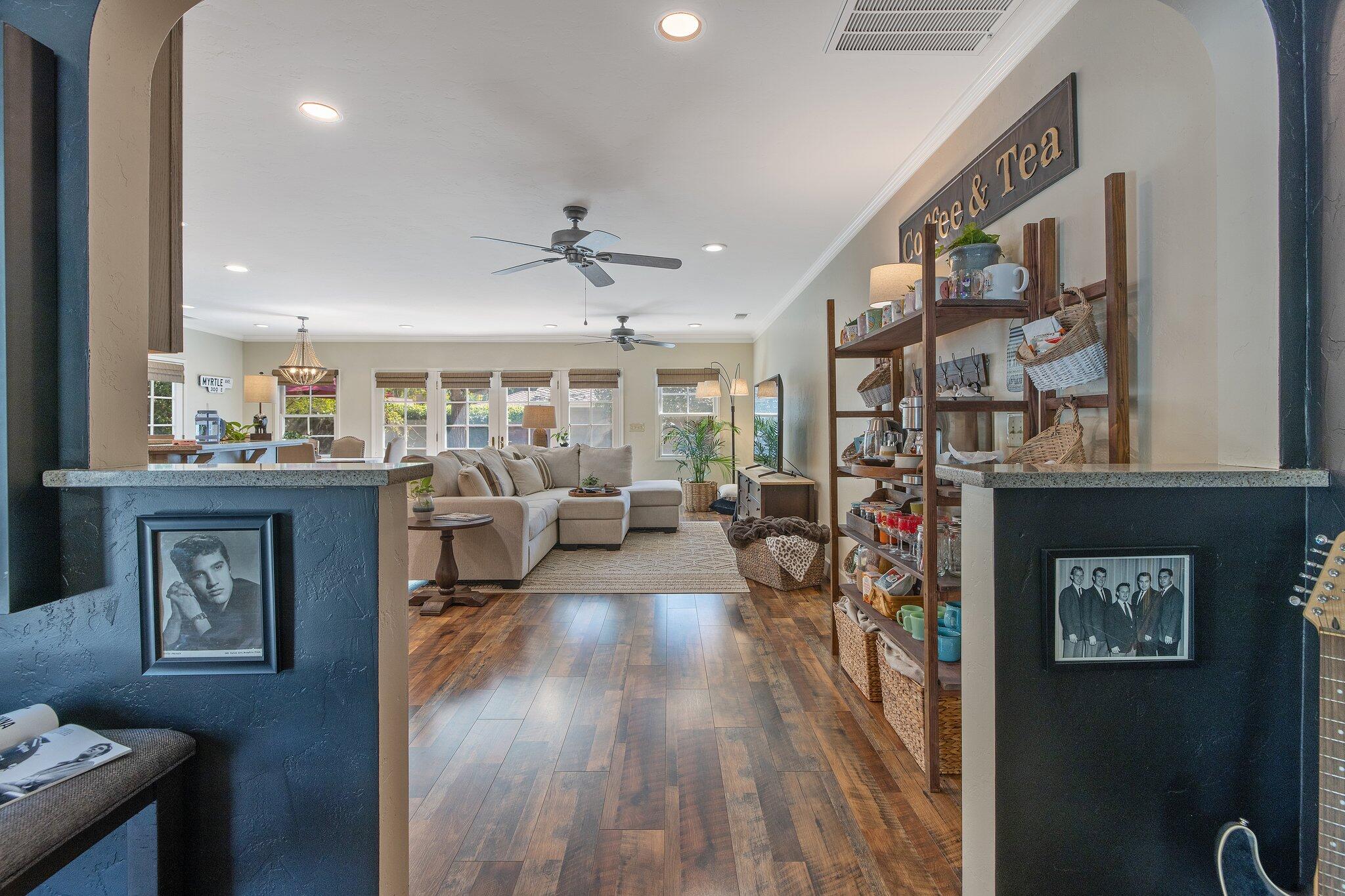 1501 W College Ave, Visalia, CA 93277