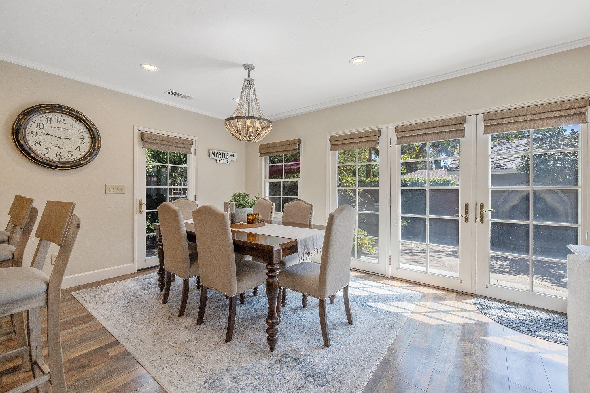 1501 W College Ave, Visalia, CA 93277