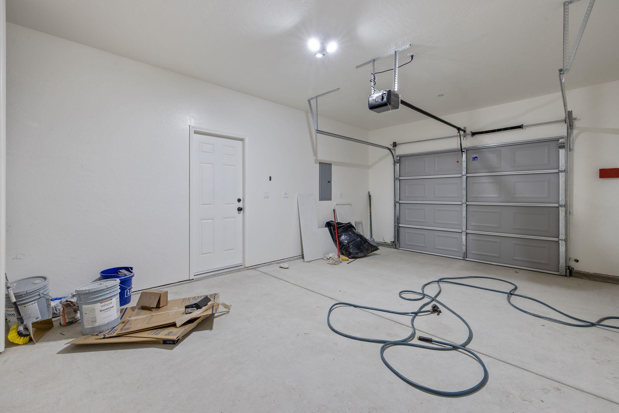 601 E 10th St, Hanford, CA 93230