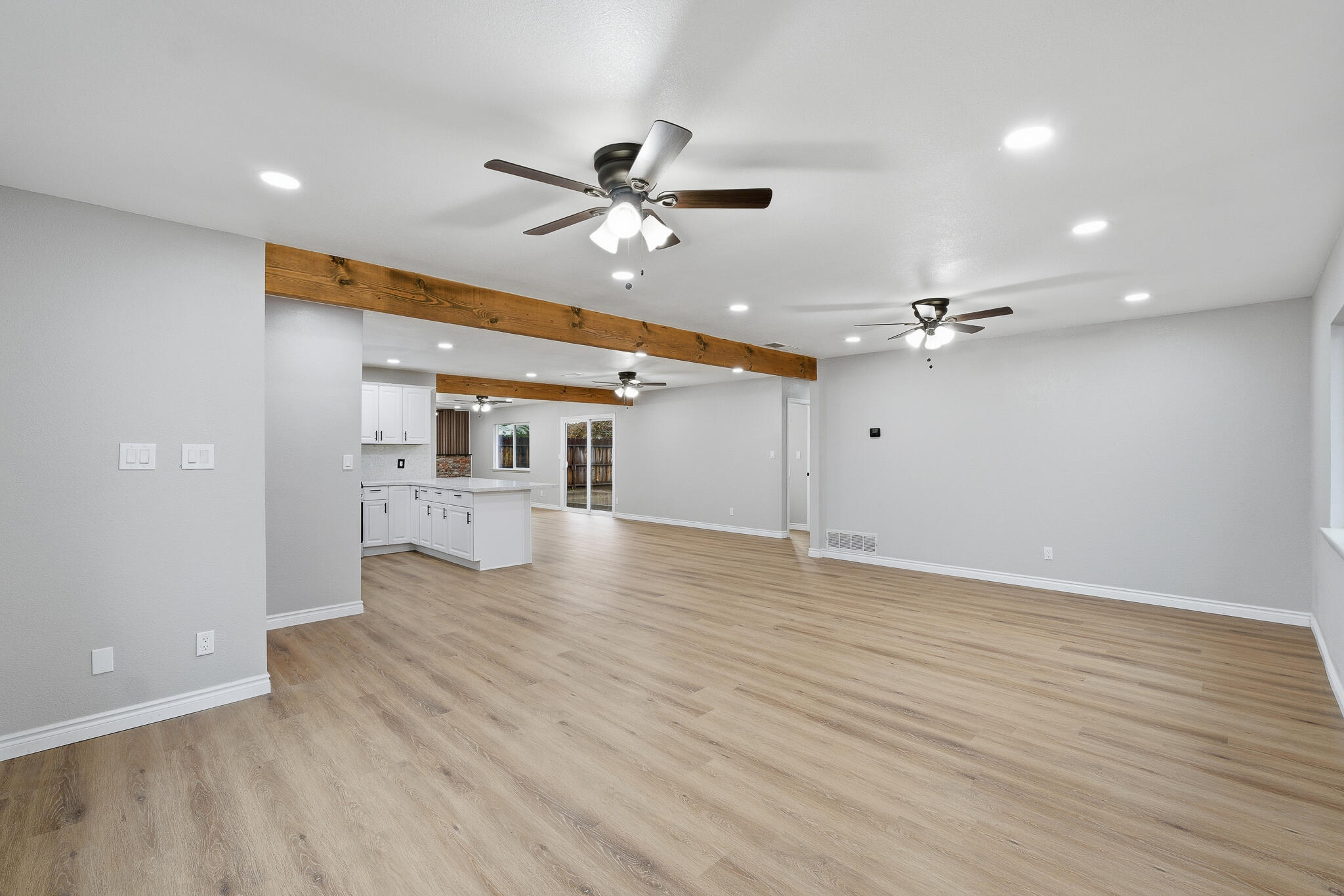 710 Mccomb Ave, Porterville, CA 93257