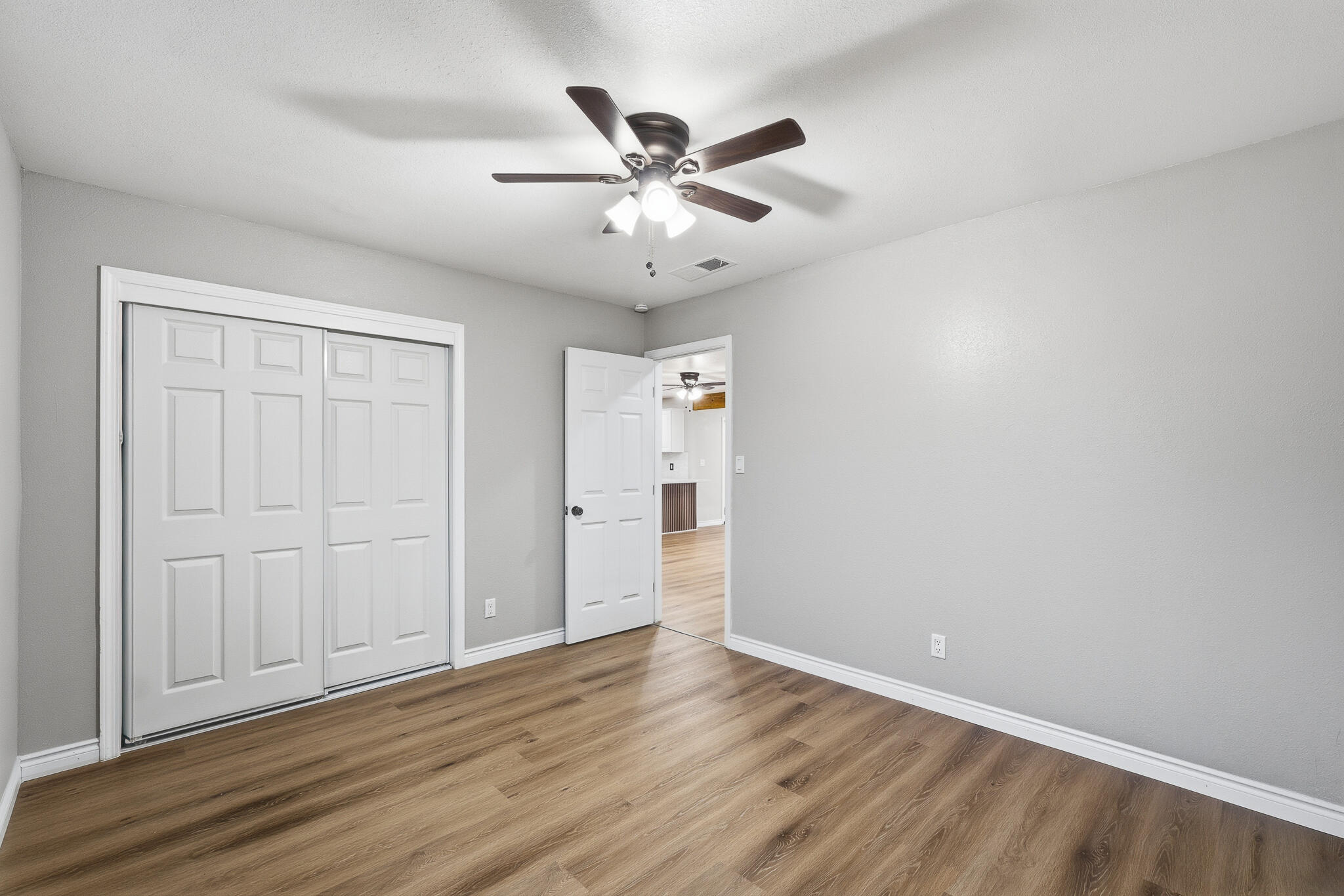 710 Mccomb Ave, Porterville, CA 93257