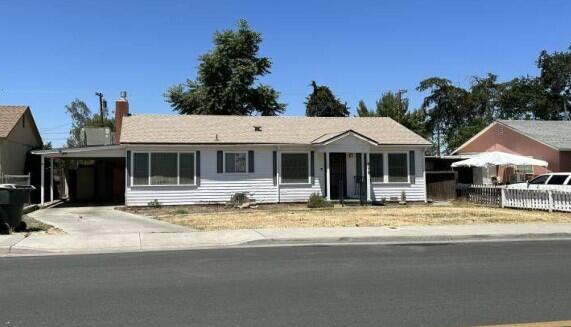 670 Grant St, Hanford, CA 93230