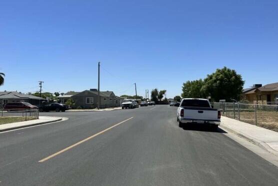 670 Grant St, Hanford, CA 93230