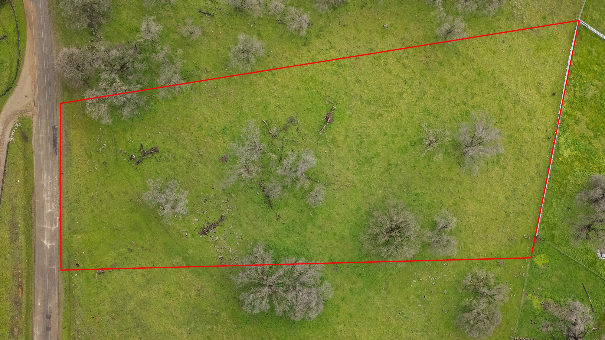 216 Lot Dr, Sanger, CA 93657