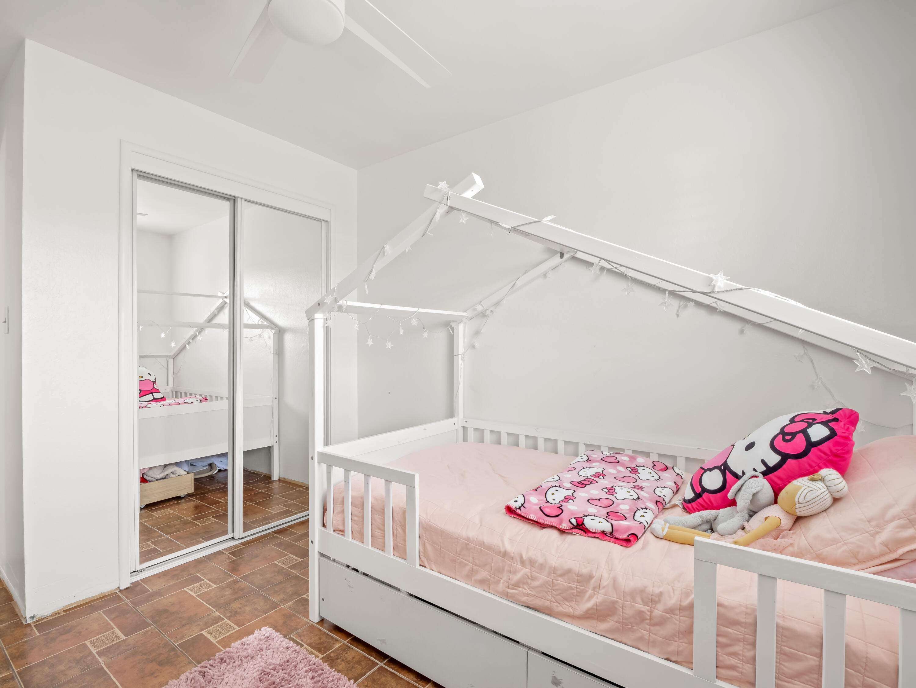 4535 N Laureen Ave, Fresno, CA 93726