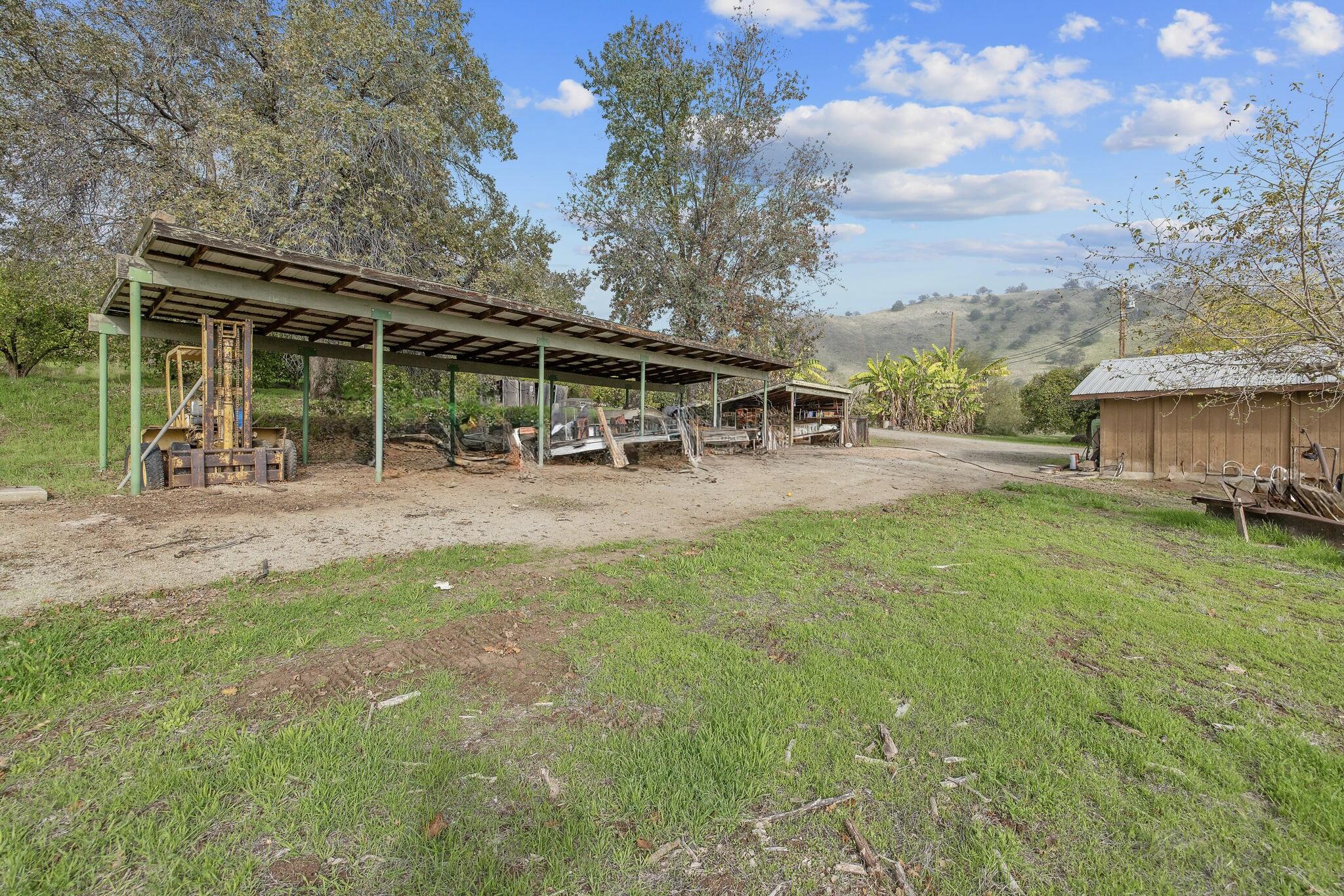 31898 Success Valley Dr. Dr, Porterville, CA 93257