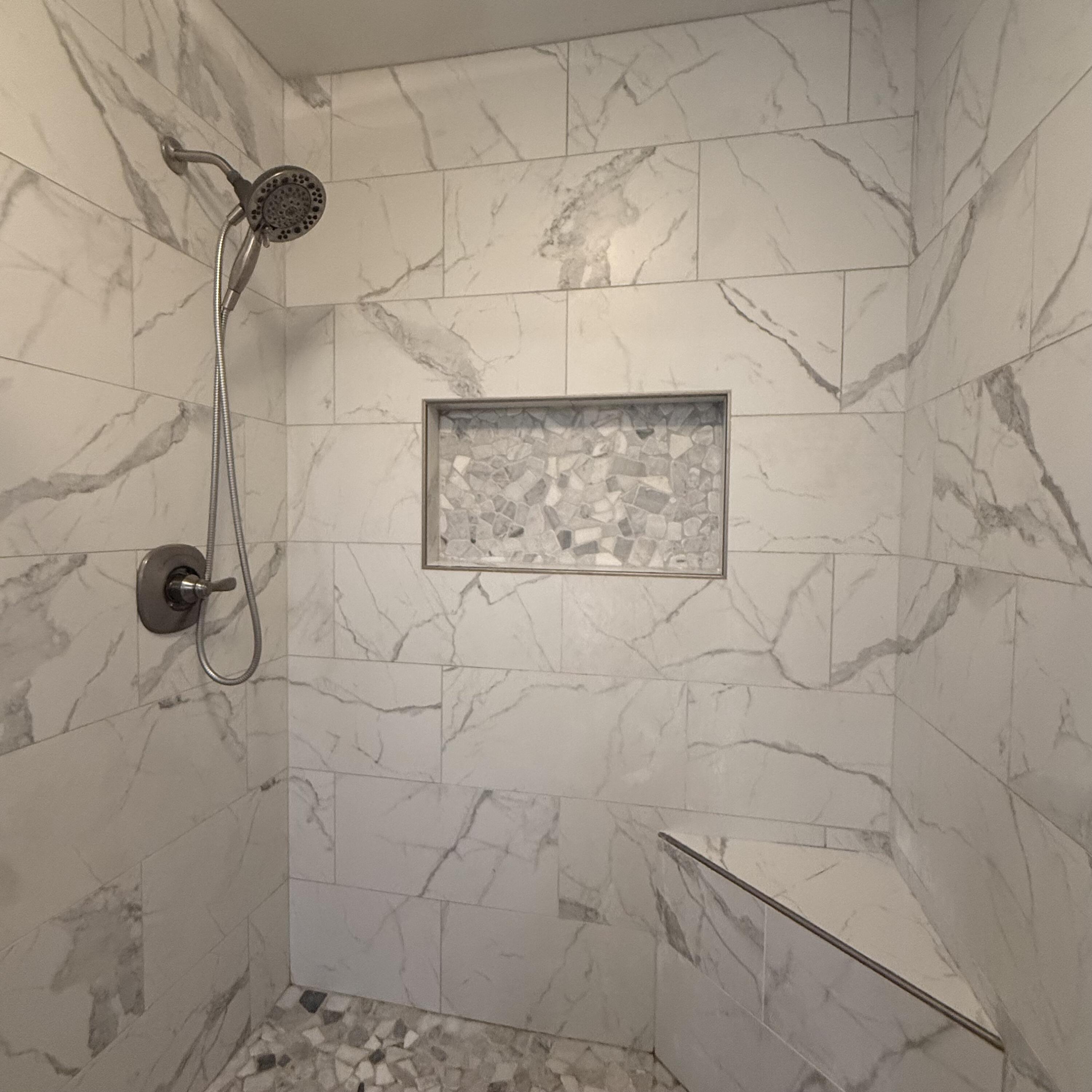 1338 E Castlecrest Ave, Visalia, CA 93292