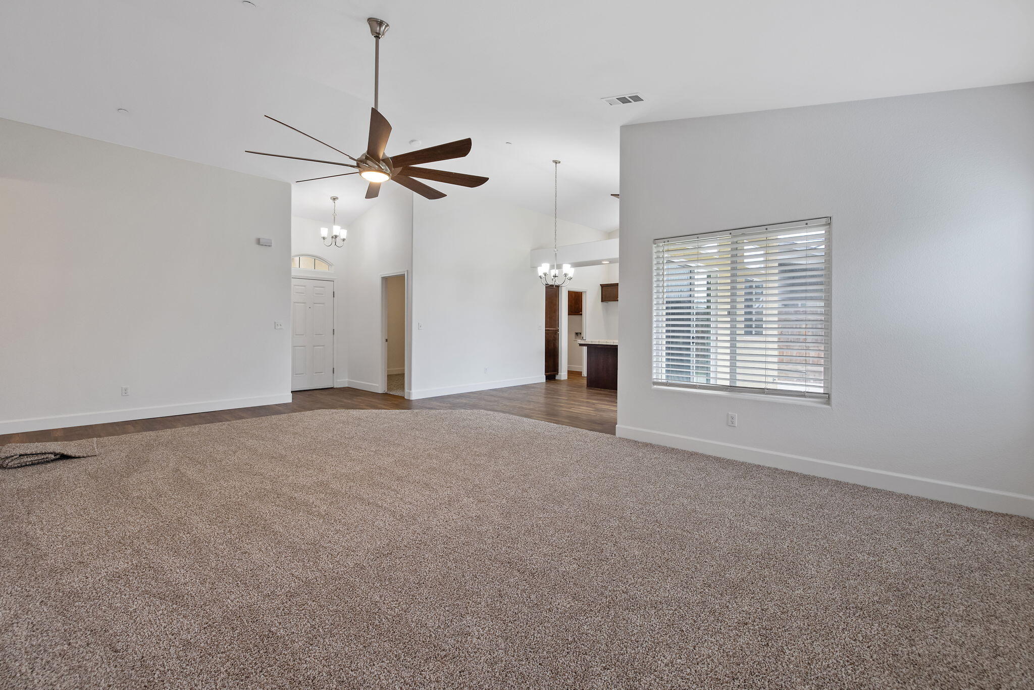 7403 Ensminger Ave, Visalia, CA 93291